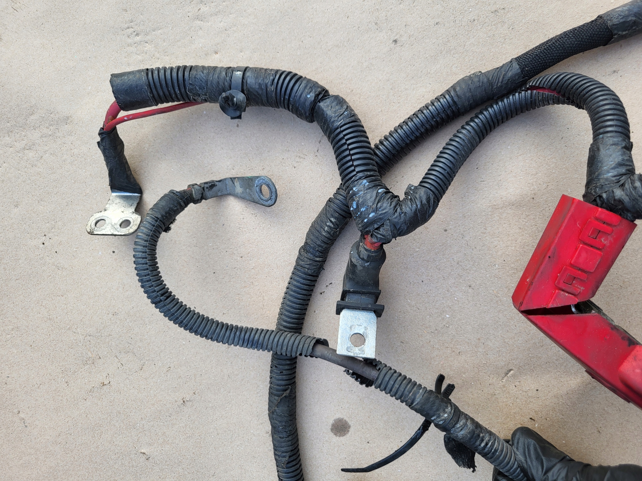 bundle motor wiring terminal plus JEEP GRAND CHEROKEE III WK 3.0 CRD