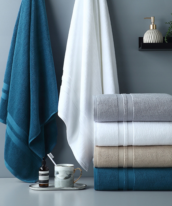 RĘCZNIK KĄPIELOWY niebieski gruby duży Kod producenta R 105-6