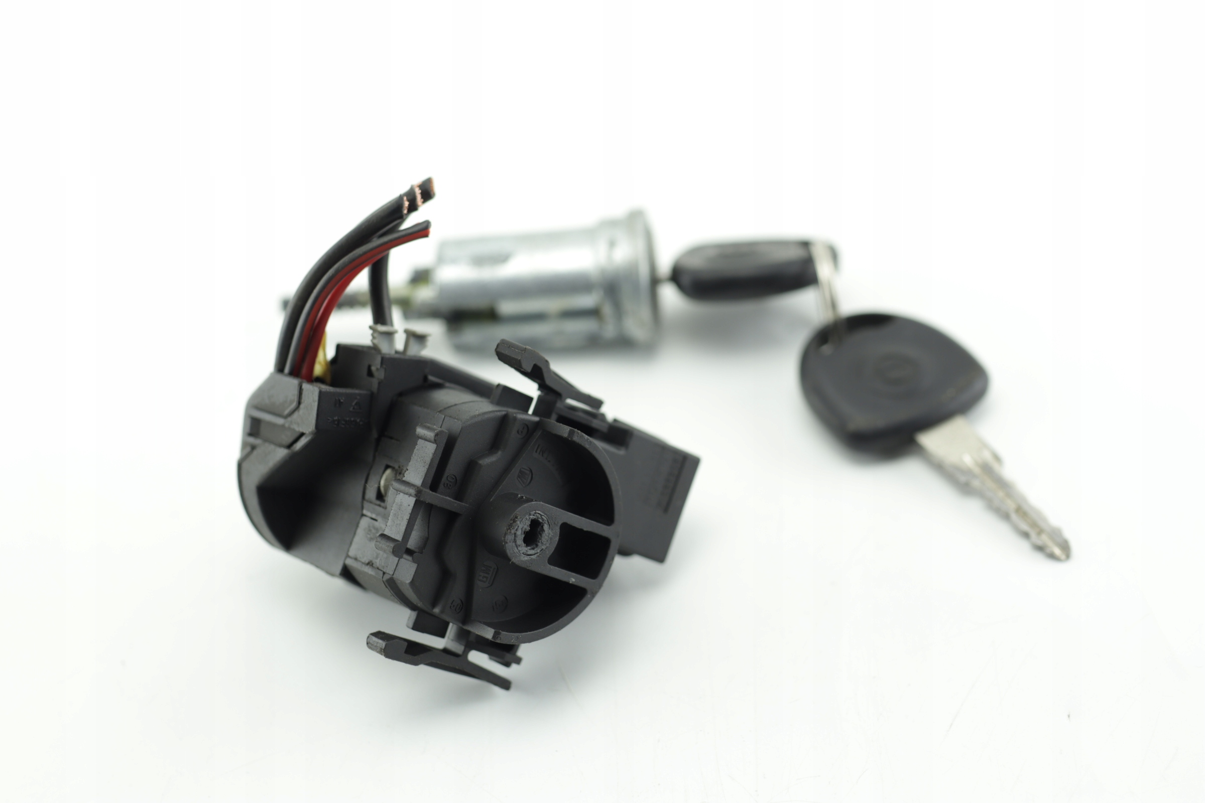 123 - ЗАМОК ЗАЖИГАНИЯ 2X KEY OPEL ASTRA II 2 G