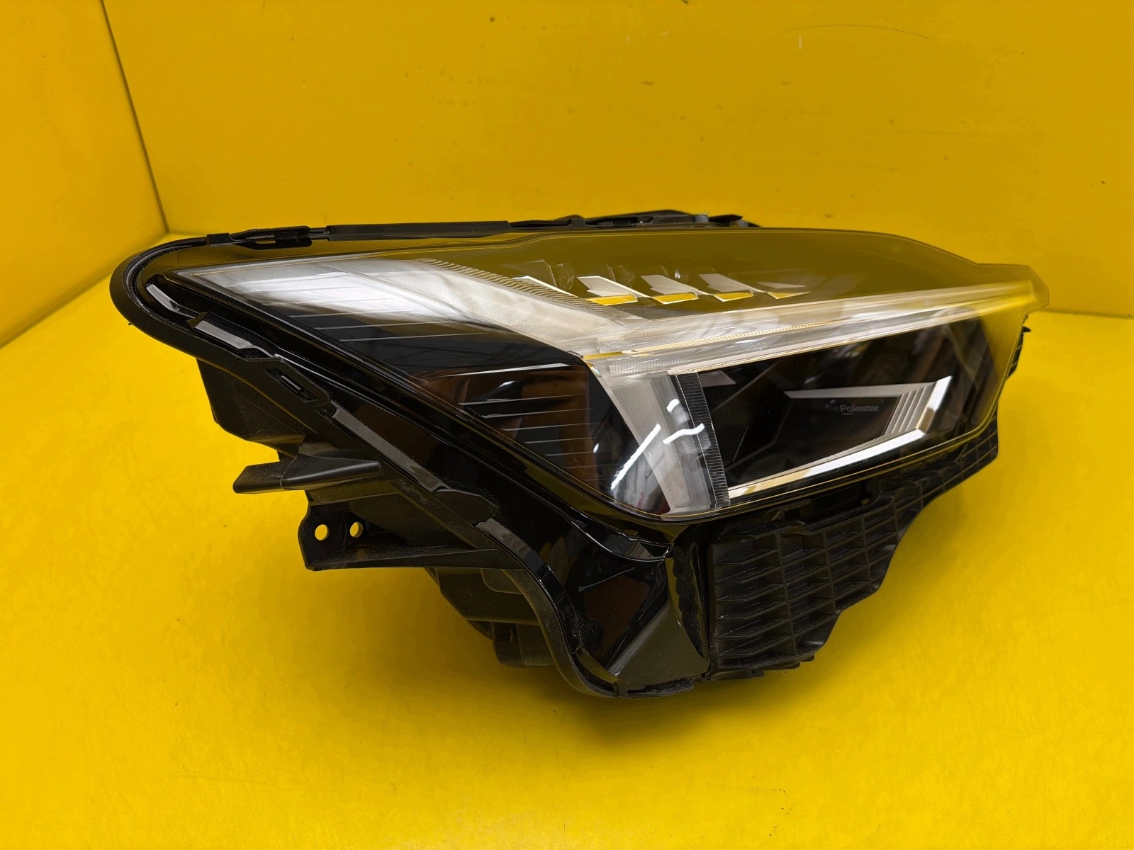 light front right Polestar 2 II Full Led 2020- P32293745