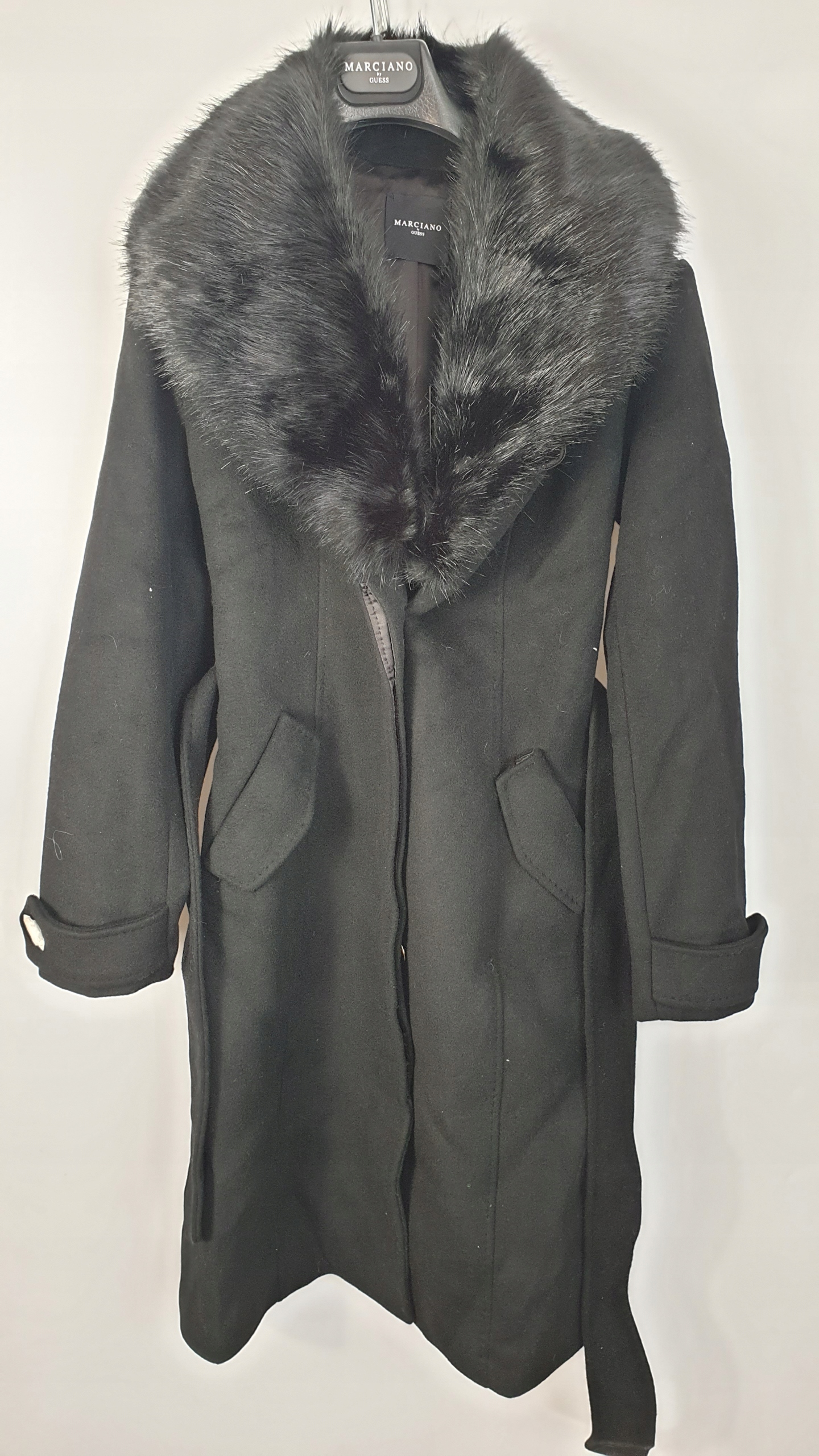 Płaszcz damski Guess marciano jednorzędowy z podszewką rozmiar M /38