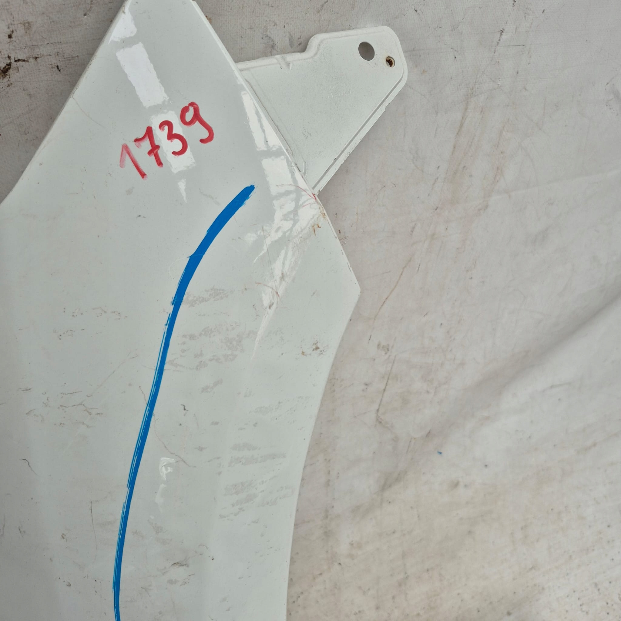 VOLVO V60 and 1 S60 II 2 10-13 fender front front right