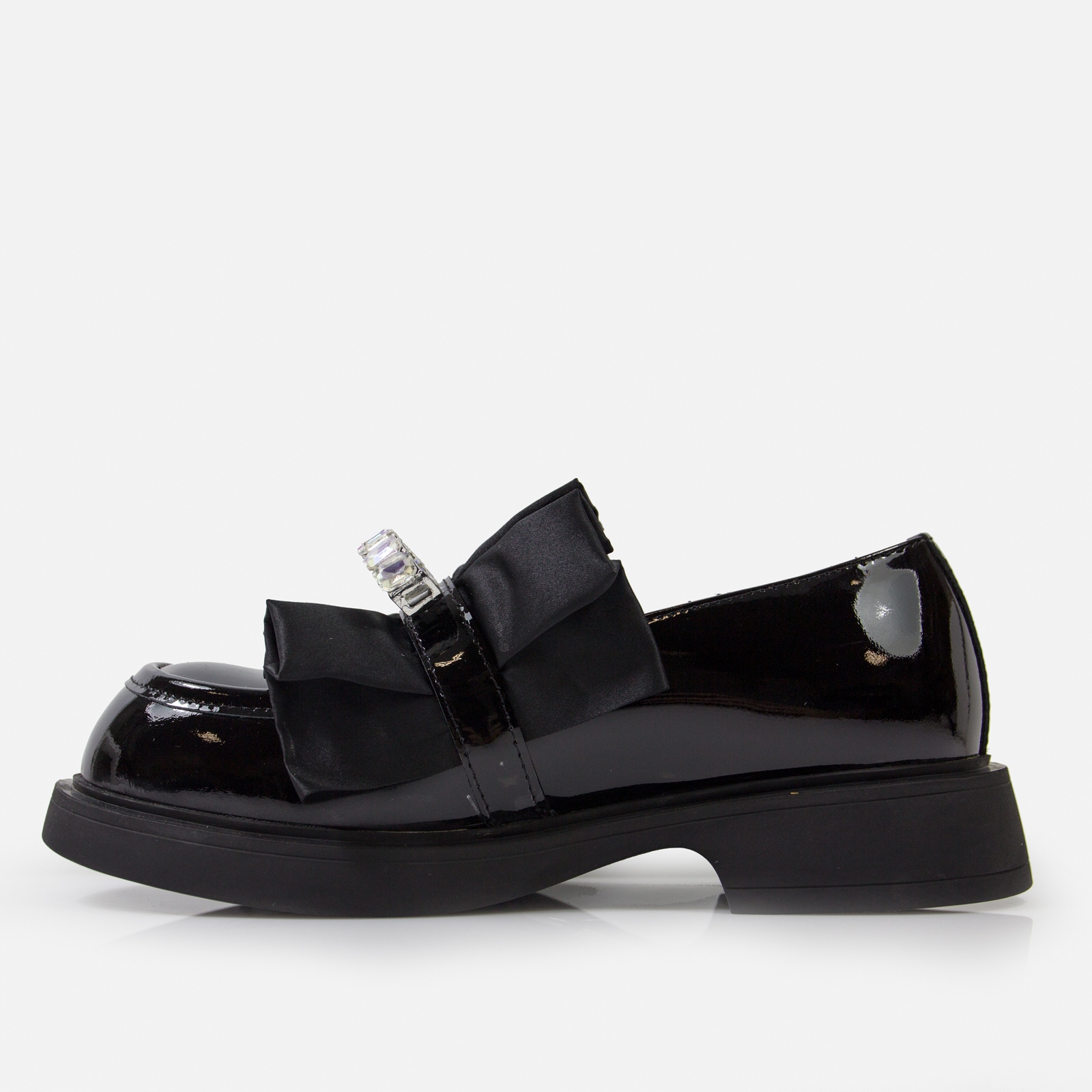 Mokasyny damskie TUFFONI czarne półbuty slip'on Lordsy wsuwane 2424035 Rozmiar 38