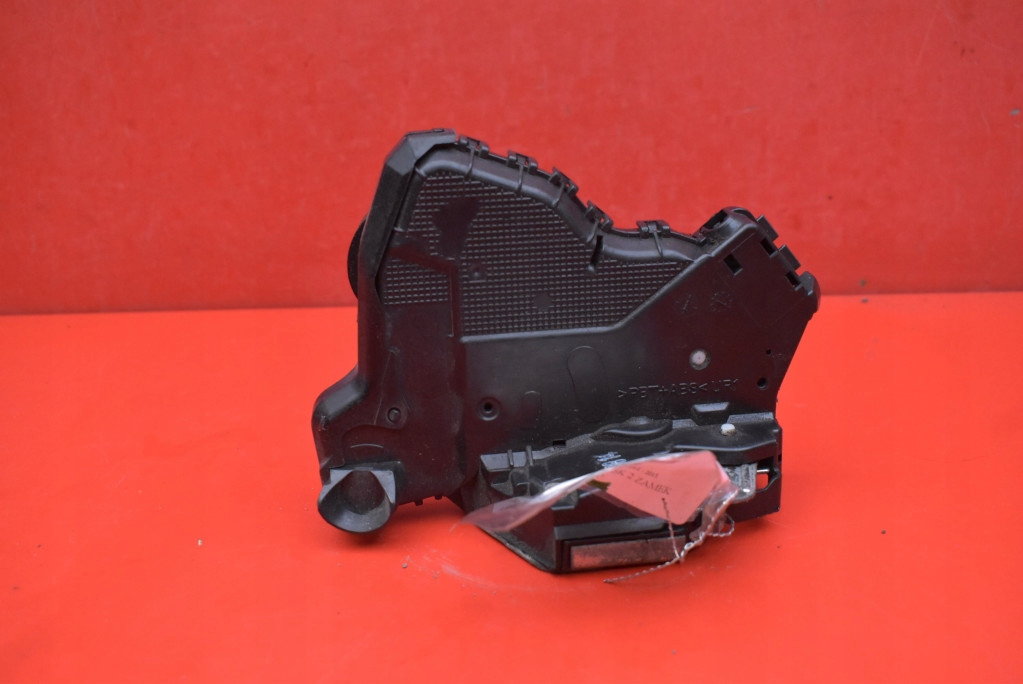 lock door right front front EU TOYOTA AURIS 2 II 12-15
