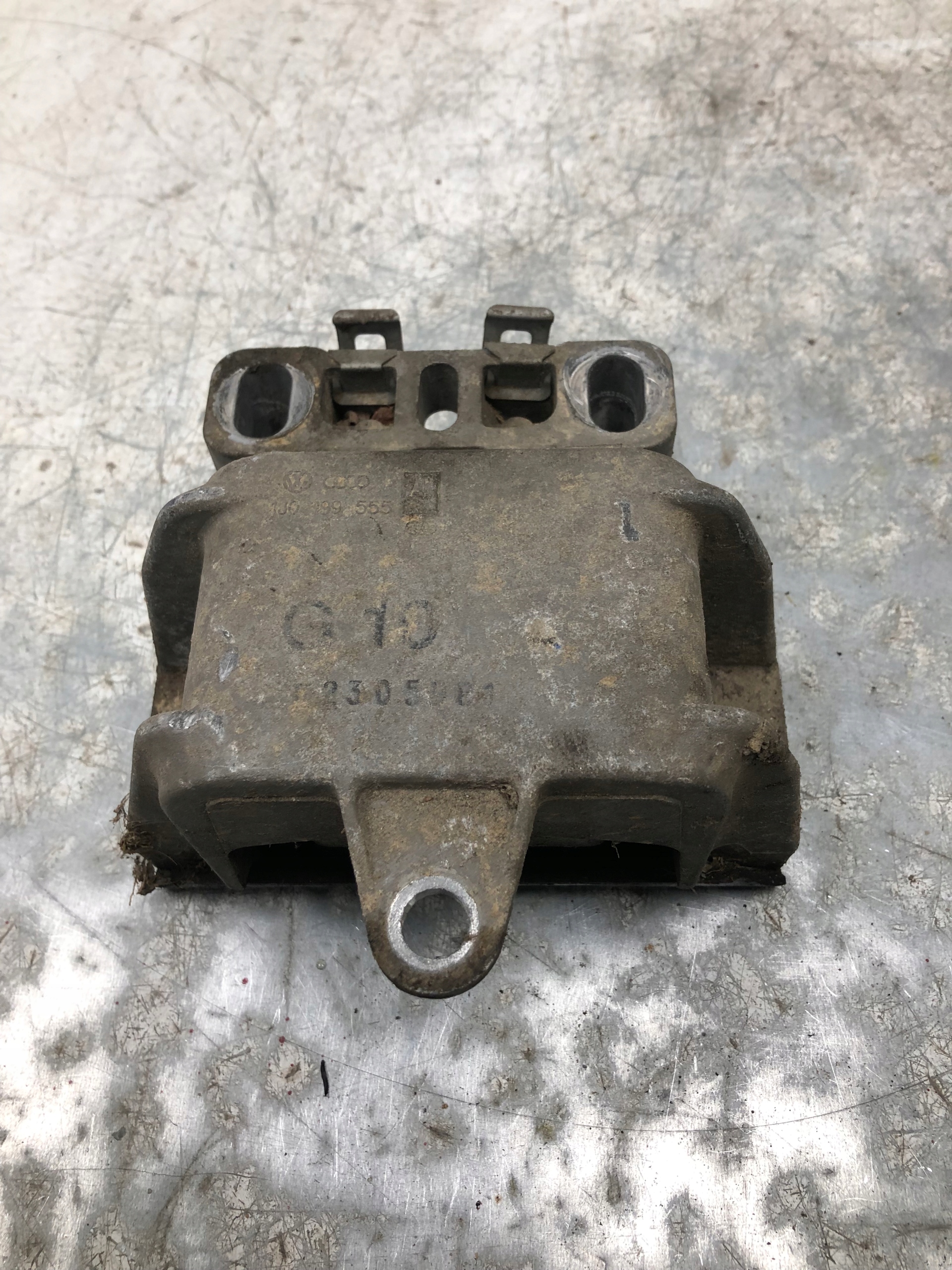 holder engine mount VW SKODA AUDI 1J0199555AK