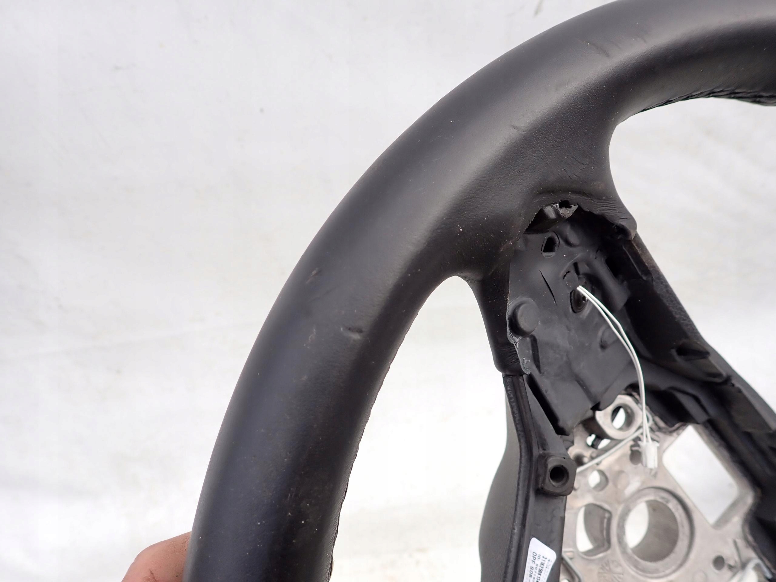 VW GOLF VIII 5H0 19- steering wheel, below with shifting