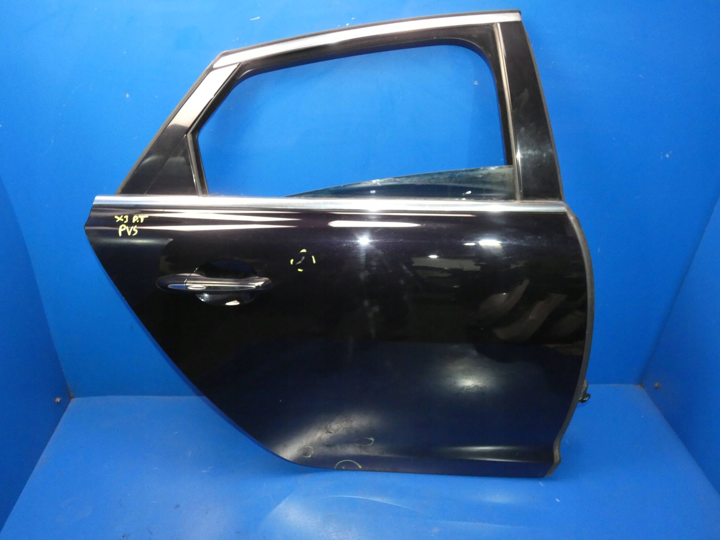 JAGUAR XJ X351 door right rear part rear. right complete