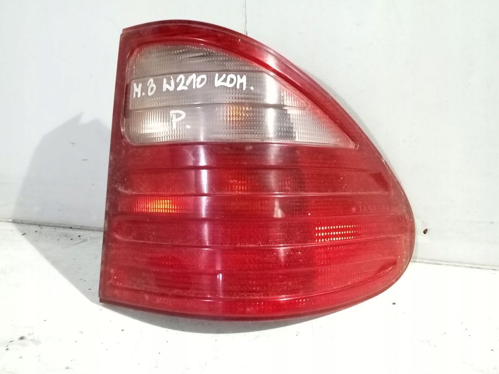 Mercedes W210 kombi light right rear part rear