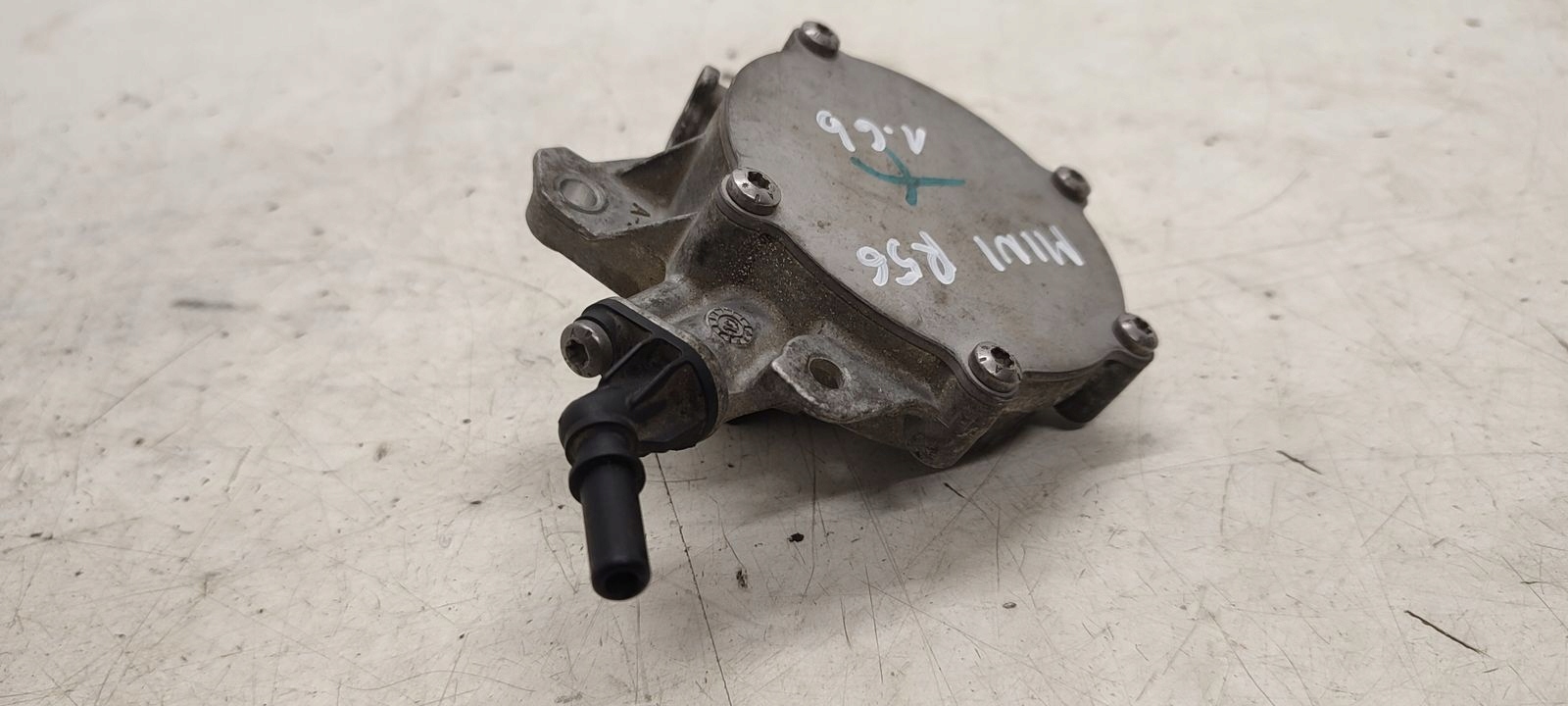 pump vacum vacual Mini R56 R57 Cabrio One 1,6