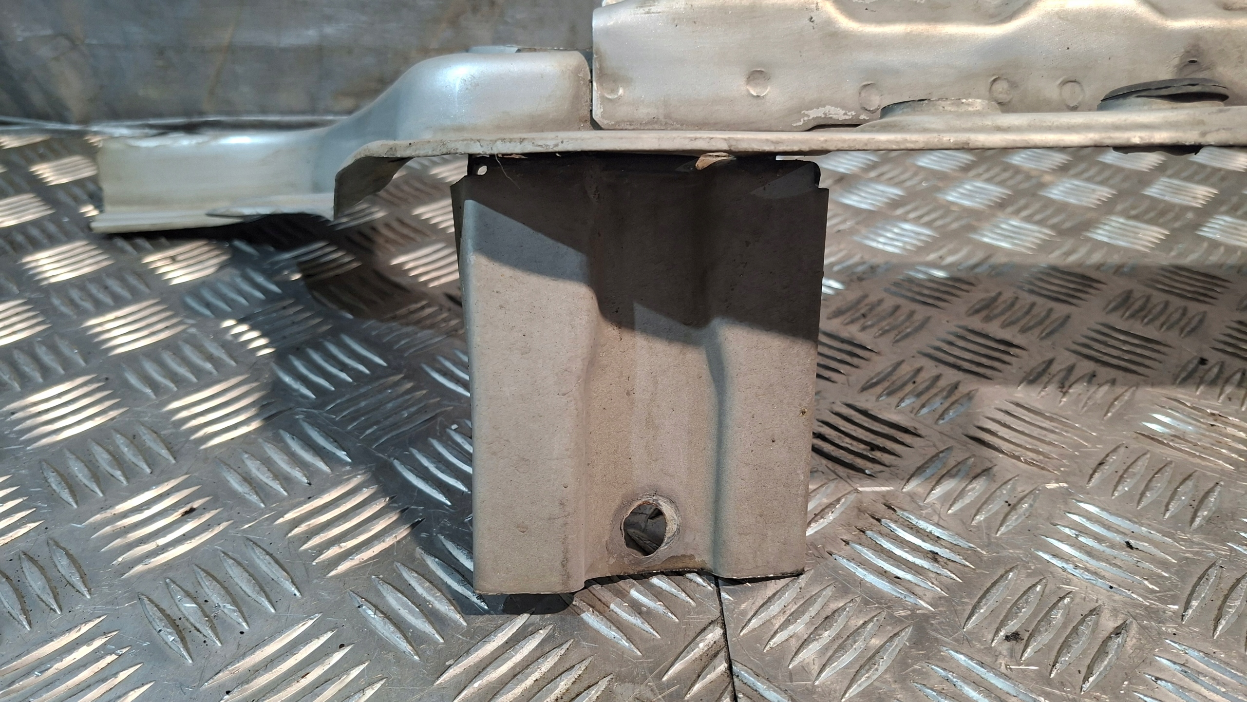 support panel for radiators pillar PEUGEOT BIPPER