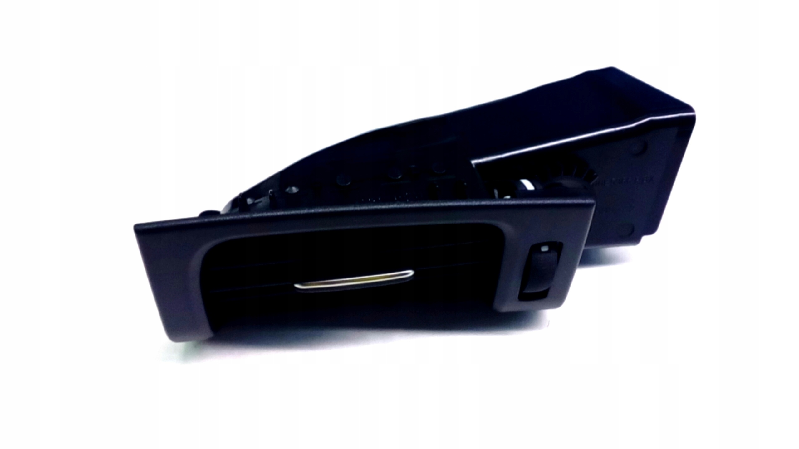 39839071 - VOLVO XC60 права вентиляційна решітка Середня кришка OE