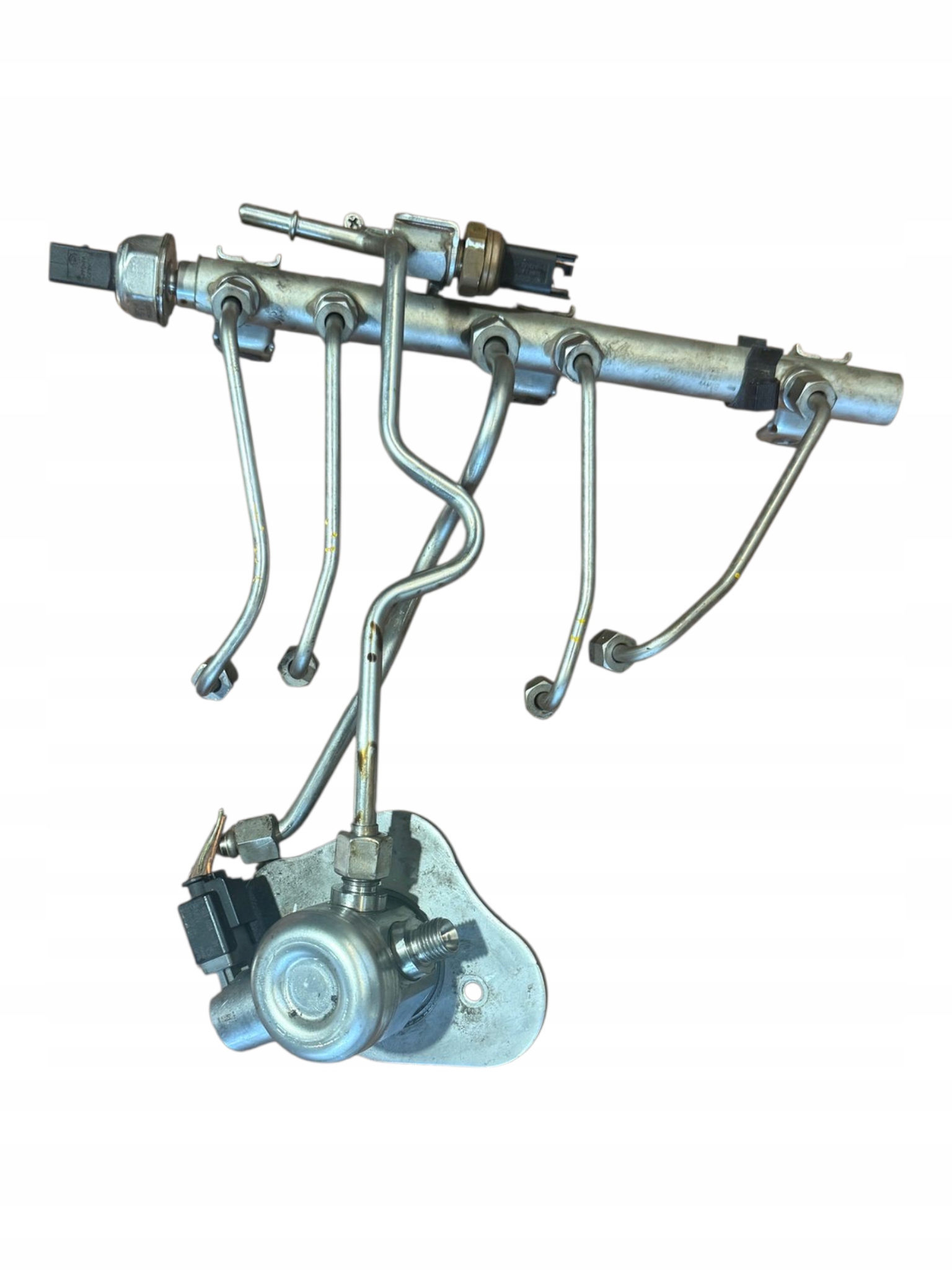 BMW E90 E87 2.0 B 11r 143KM N43B20A feed pump 7562473 0261520041