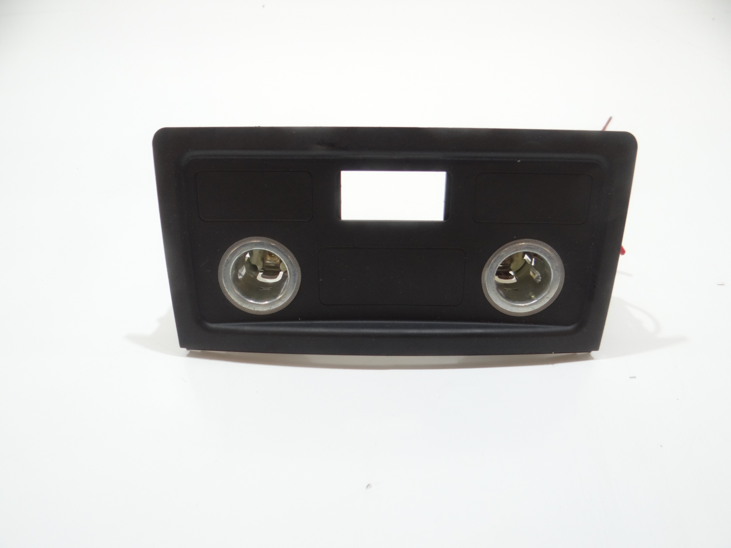 Blende Abdeckung Adapter, Stecker ZAPALNICZKI BMW E60 E61 9117364