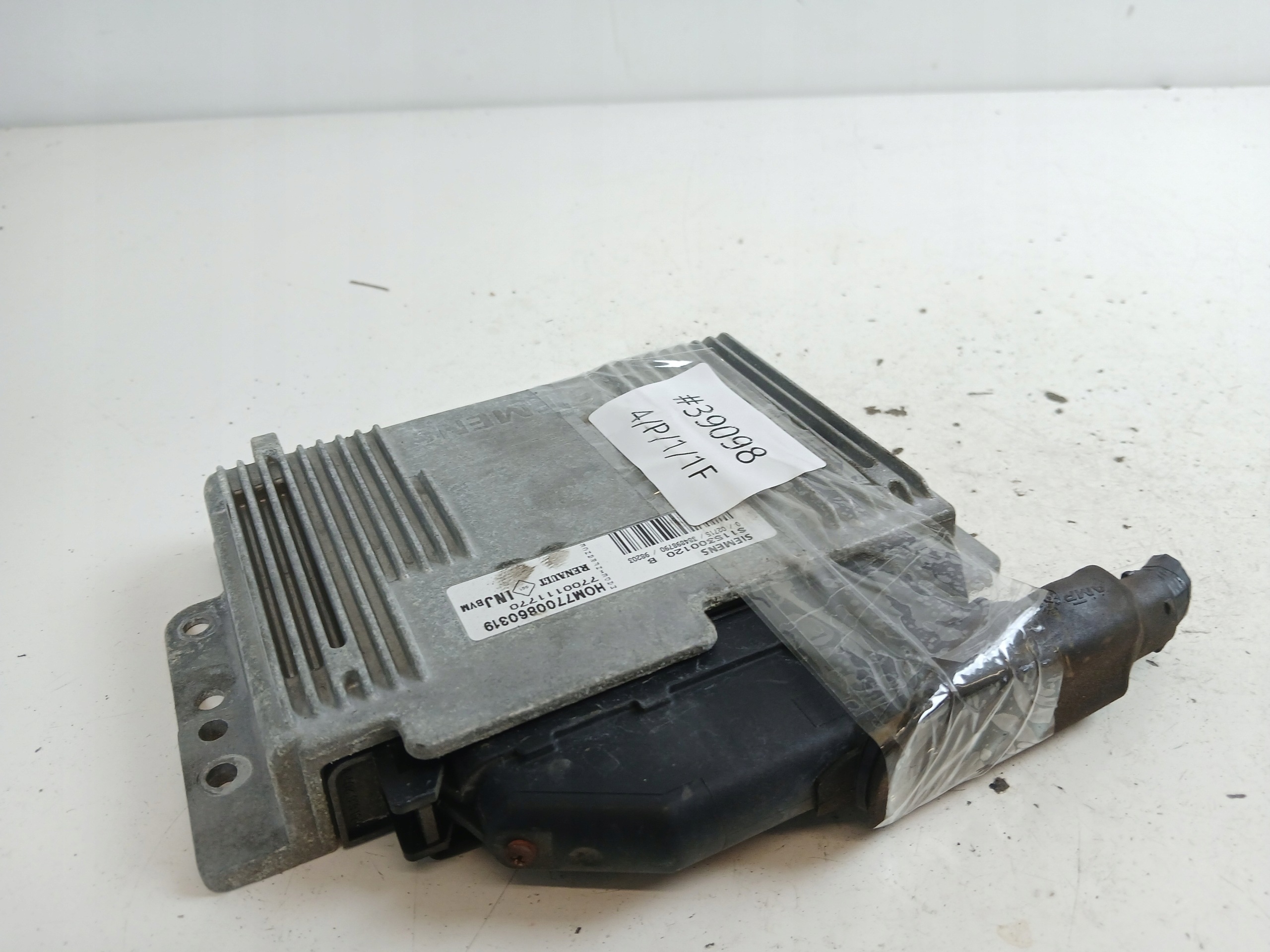 RENUALT MEGANE e SCENIC e 1.6 Centralina Motore 7700860319