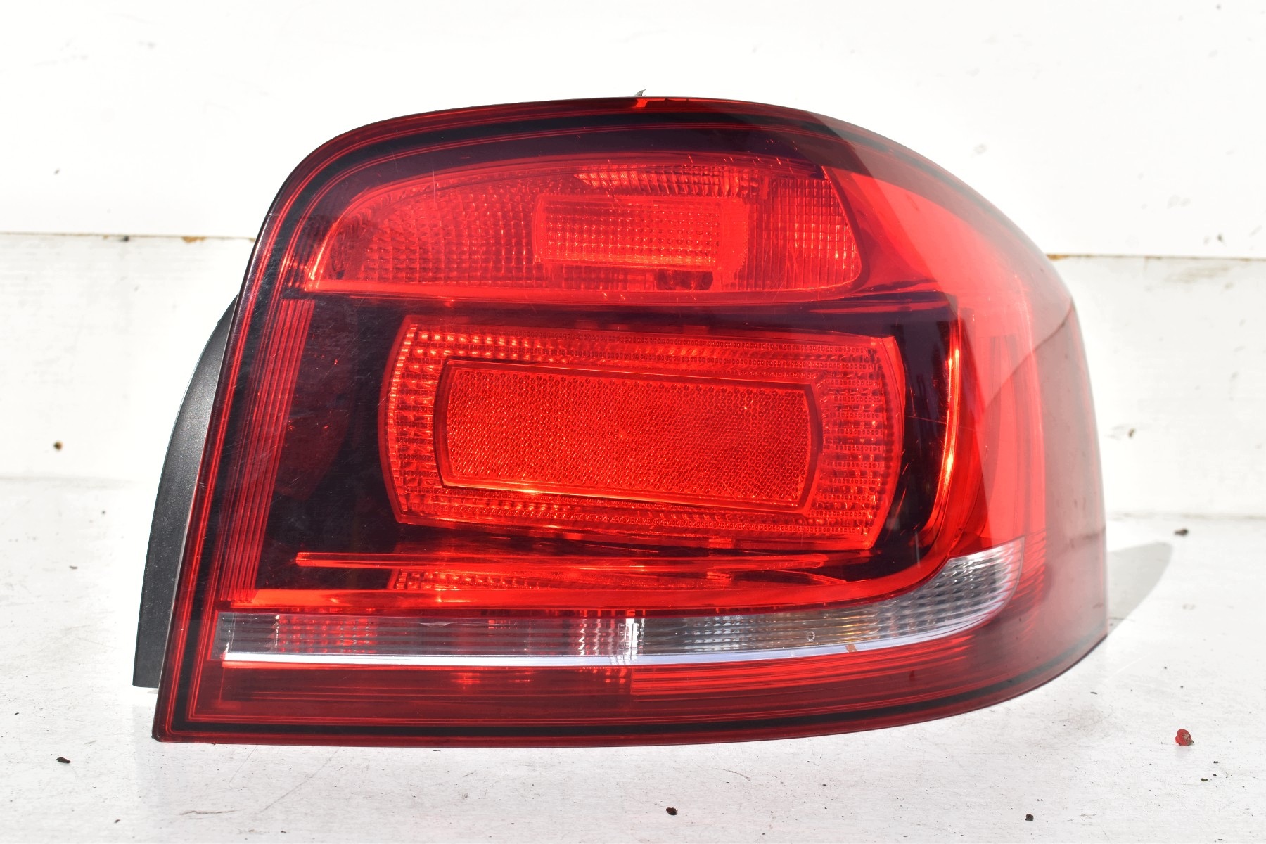 light right rear part AUDI A3 8P 3D LIFT 2008-2012 8P3945096C UK
