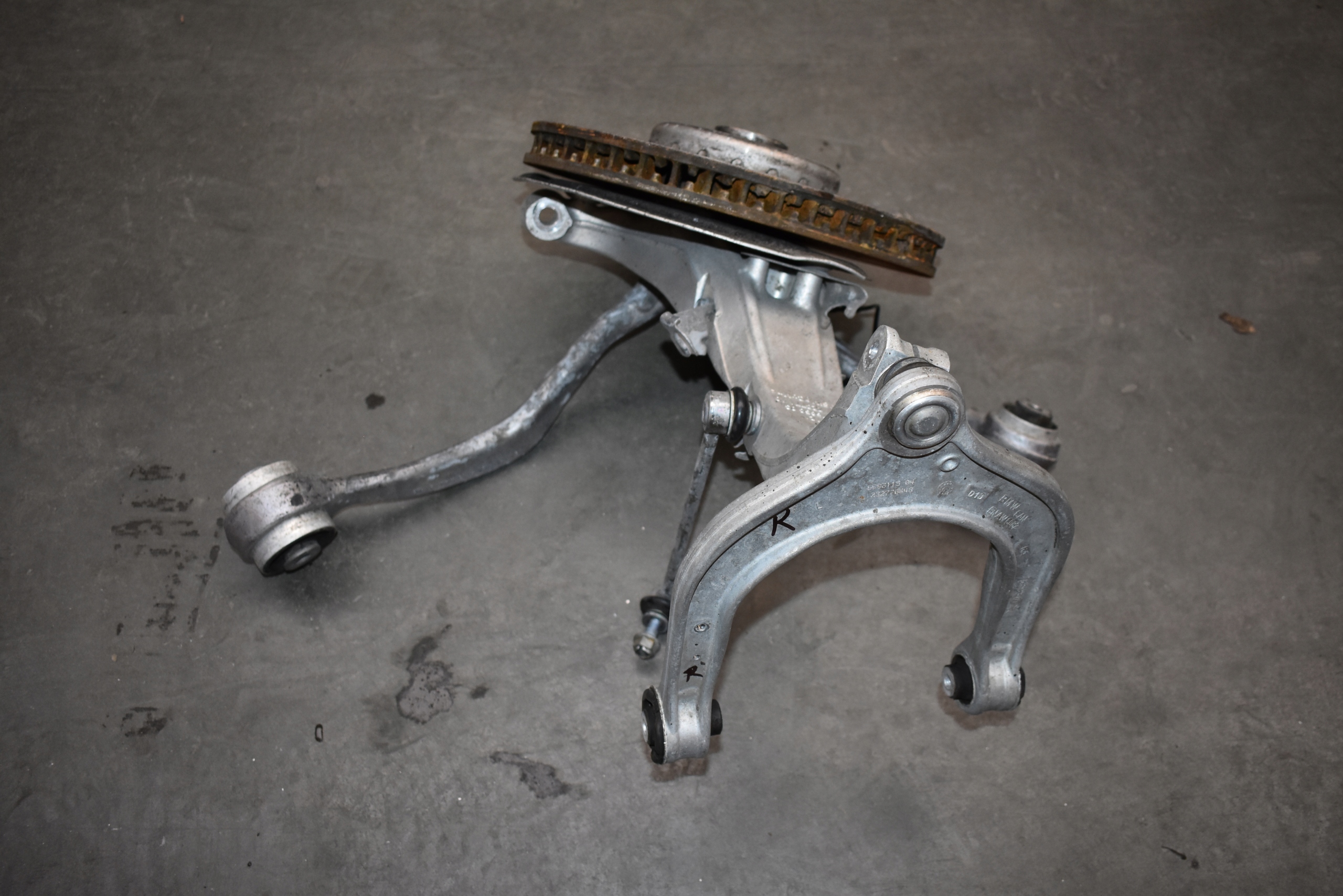 IDEALNE sususpension front front right BMW G07 G06 G05 1