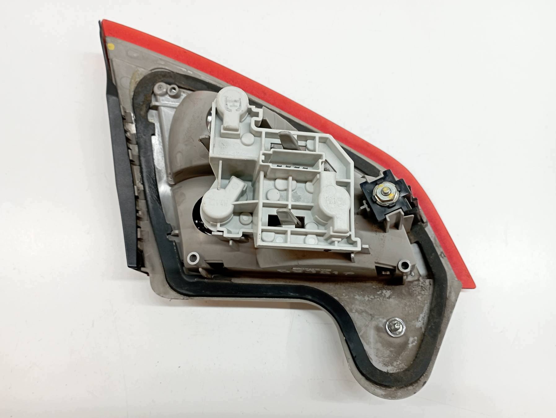 feu arrière du capot droit 5D HB Ford Mondeo Mk4 (2007-2014)