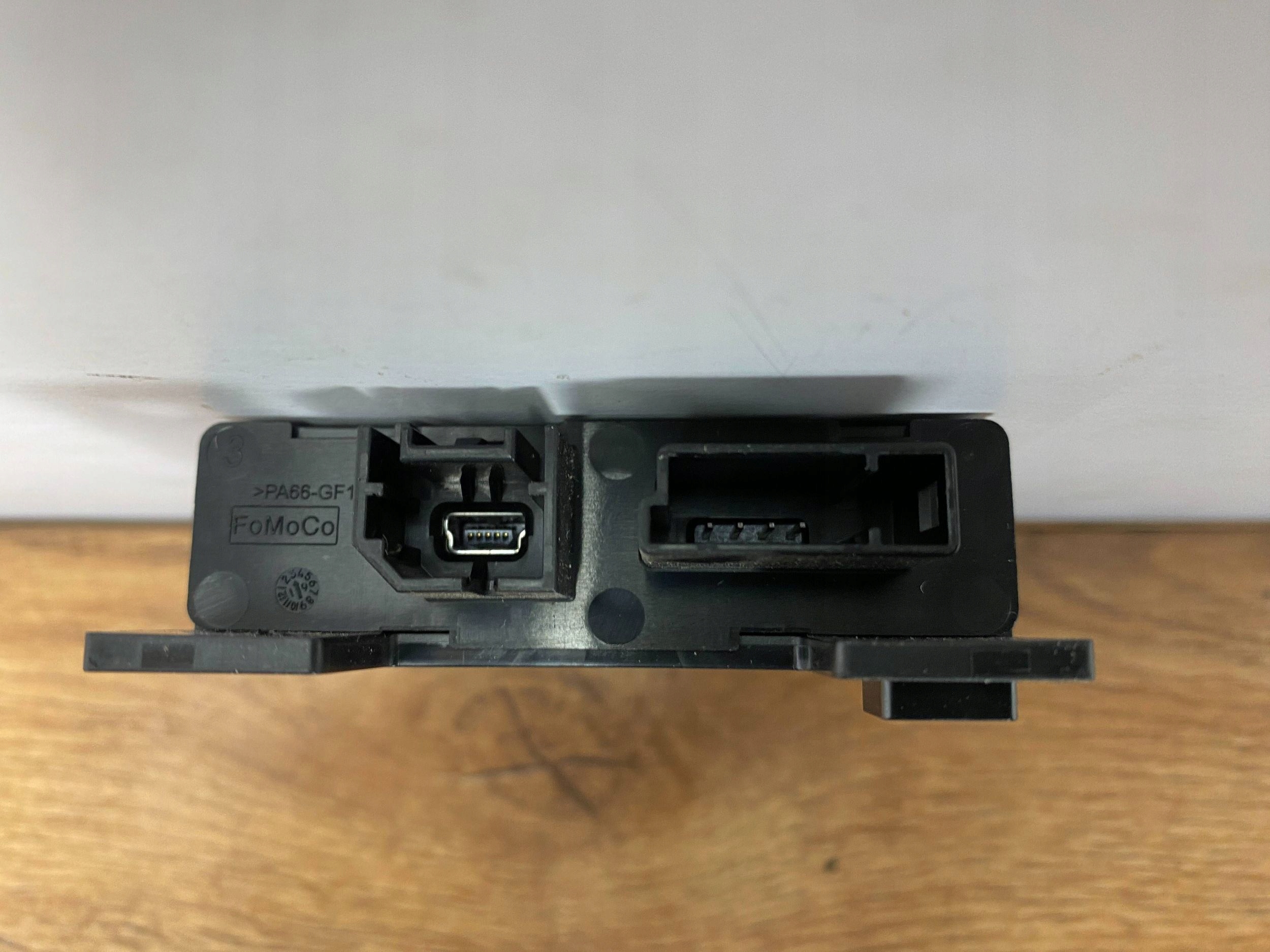 control unit/module USB Ford Escape IV 2020