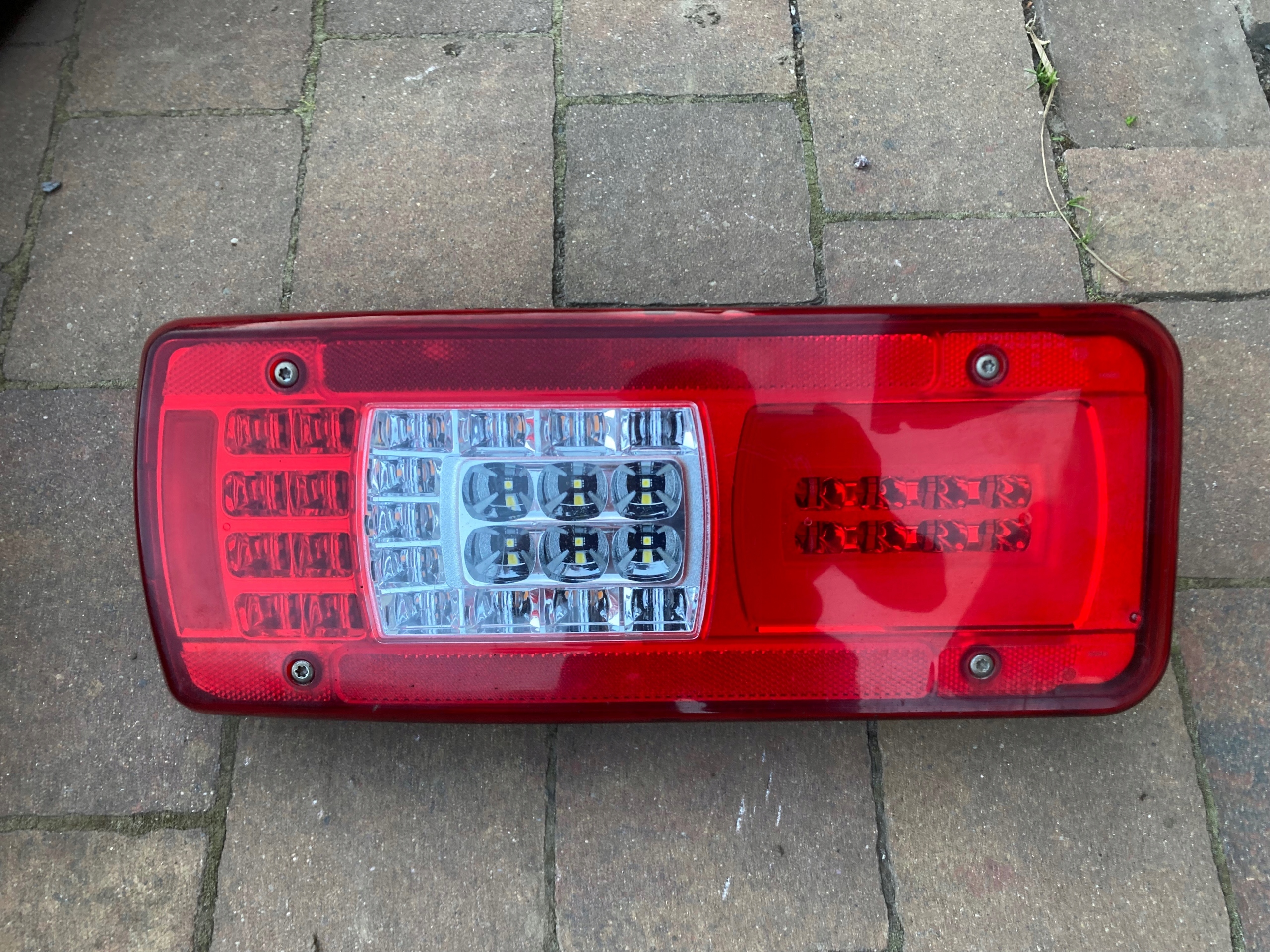 Mercedes-Benz Sprinter W910 Rückleuchte A9108206400 Rearlamp - Thumbnail 1
