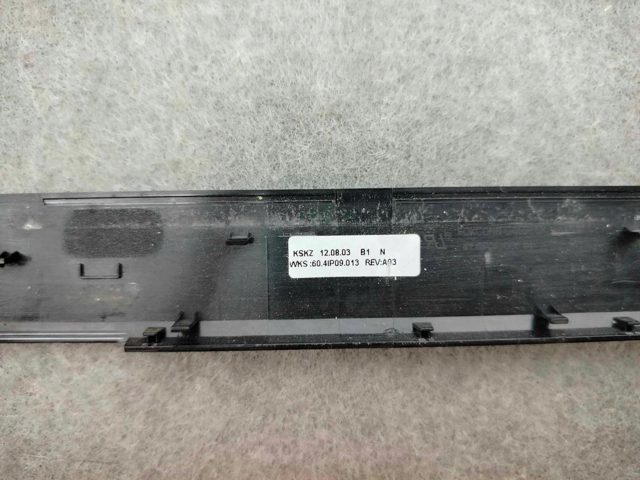 Części Dell Vostro 2520 Ramka matrycy 0RCC6C FV Producent Dell