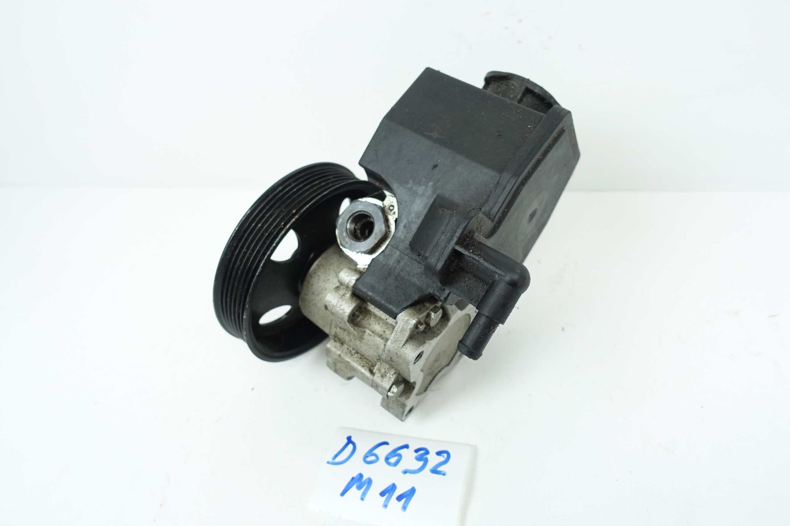 servo pump MERCEDES VITO W638 0024664801