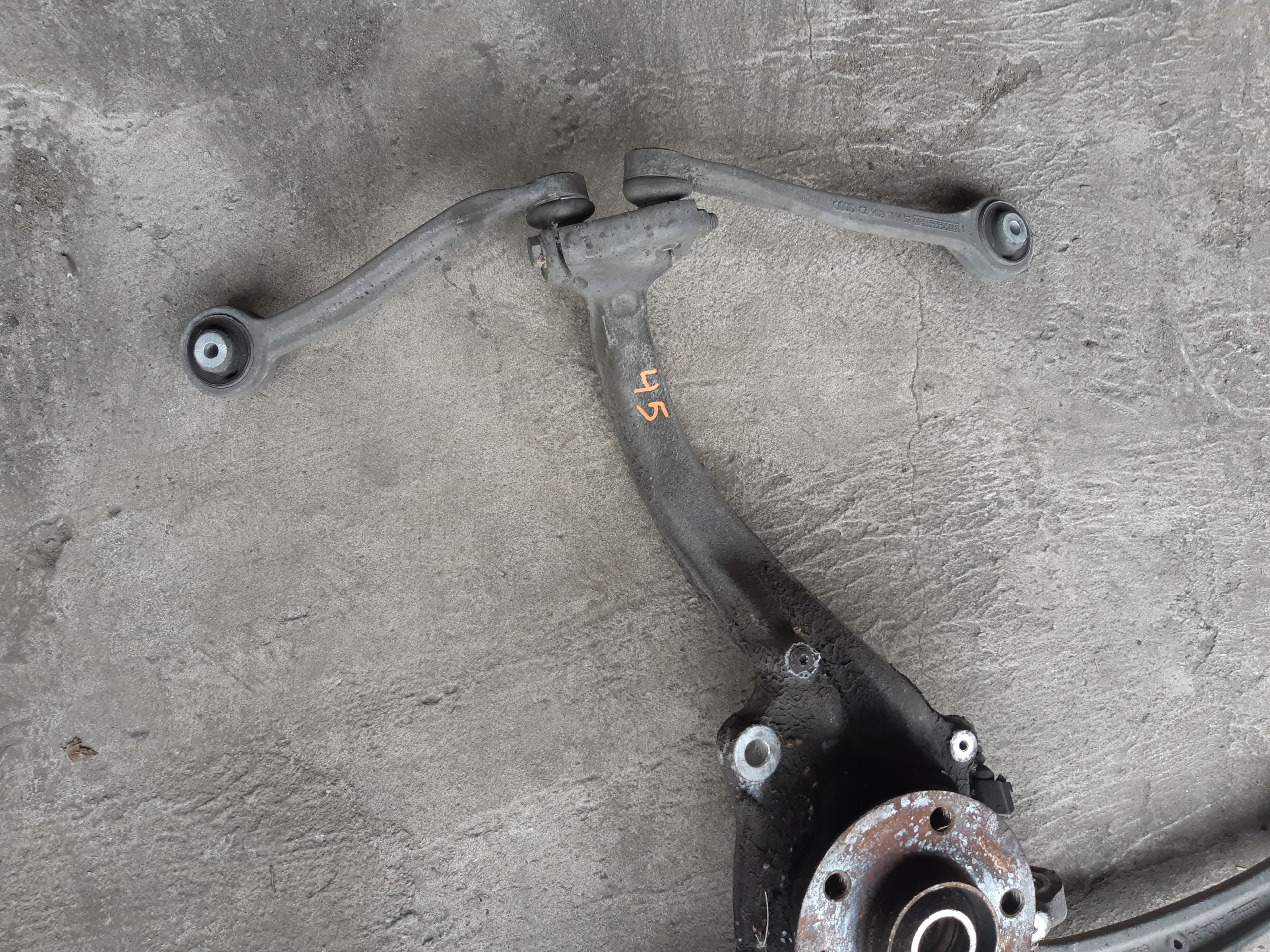 AUDI A4 B8 A5 8T A6 C7 A7 swing right right front 8K0407258E