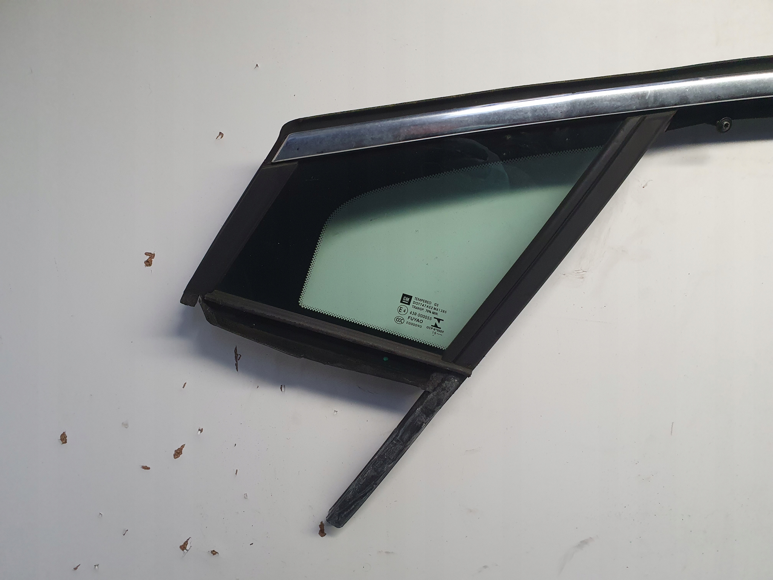 ASTRA K window gasket door left front CHROM 15