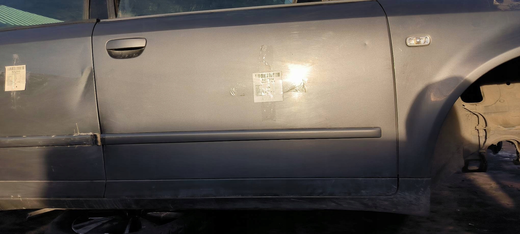 door right front LX7Z AUDI A4 B6