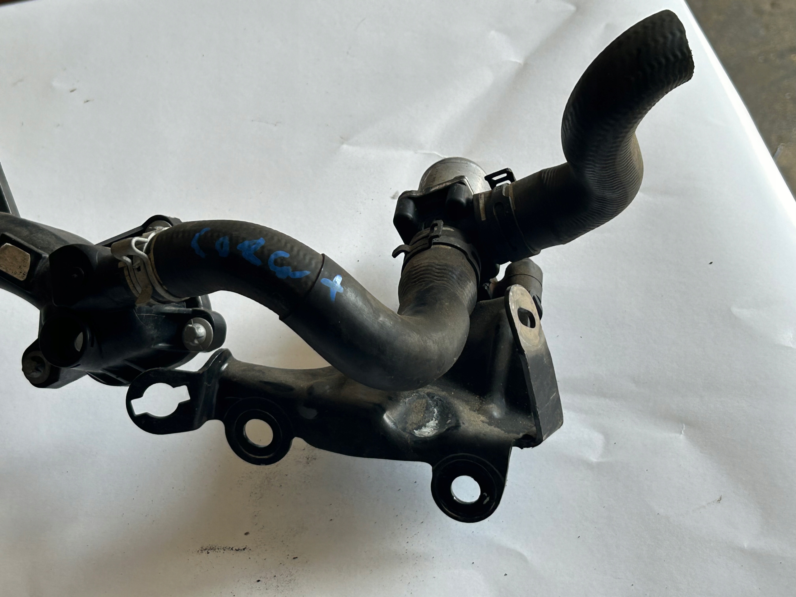 OPEL CORSA E 1,4 T hadice vody