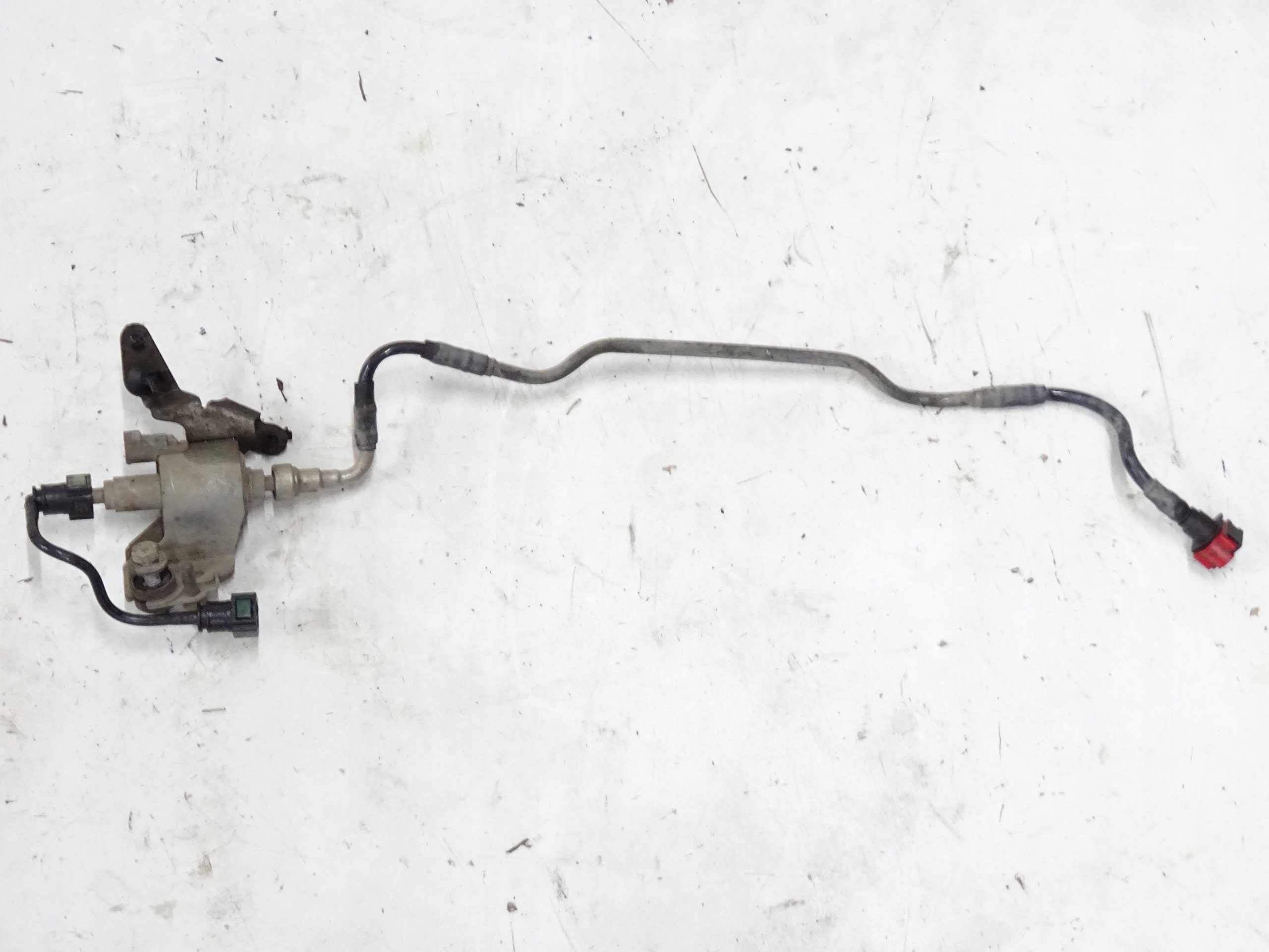 AG9N-9A407-AD - FORD GALAXY MK3 2.0 TDCI ТОПЛИВНЫЙ НАСОС