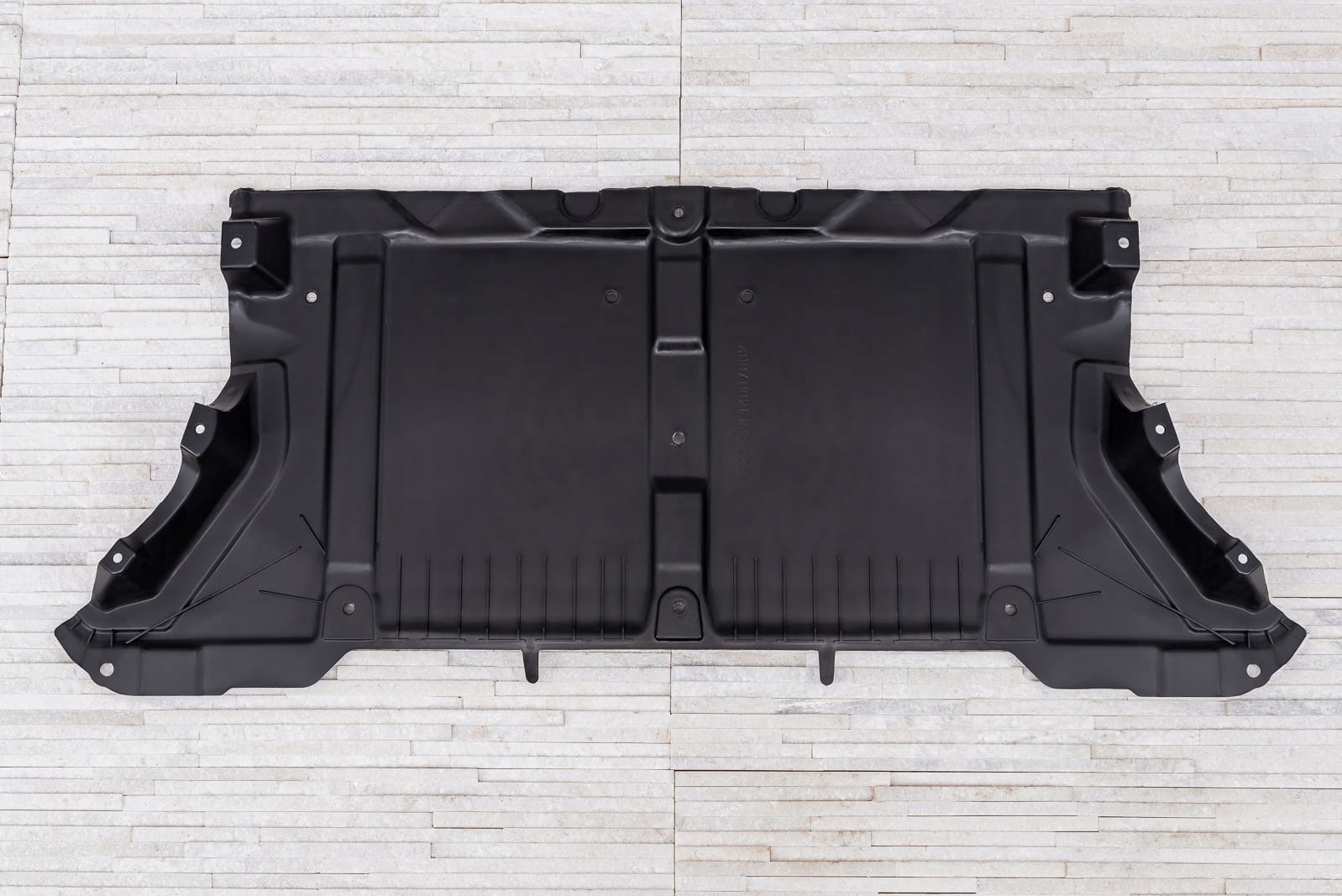 MERCEDES C-KLASA W206 2021- OSŁONA DOLNA SILNIKA Numer katalogowy oryginału 2065203100