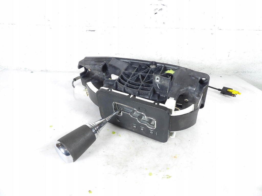 DODGE NITRO 2.8CRD AUTOMAT trim 52125434AB