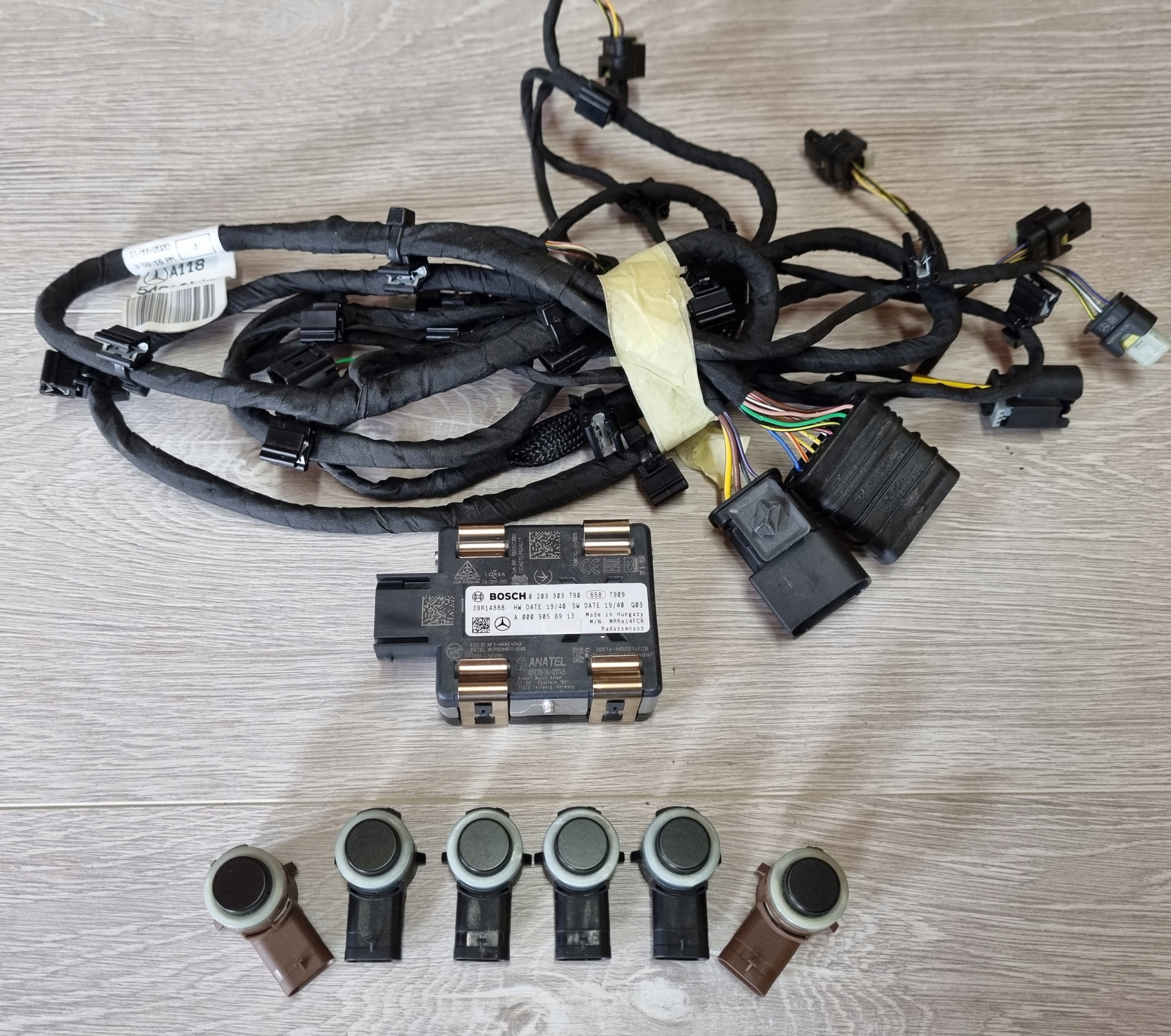 A0009055504 A0009055604 - Жгут проводов PDC передний Mercedes CLA W118 A1185401314