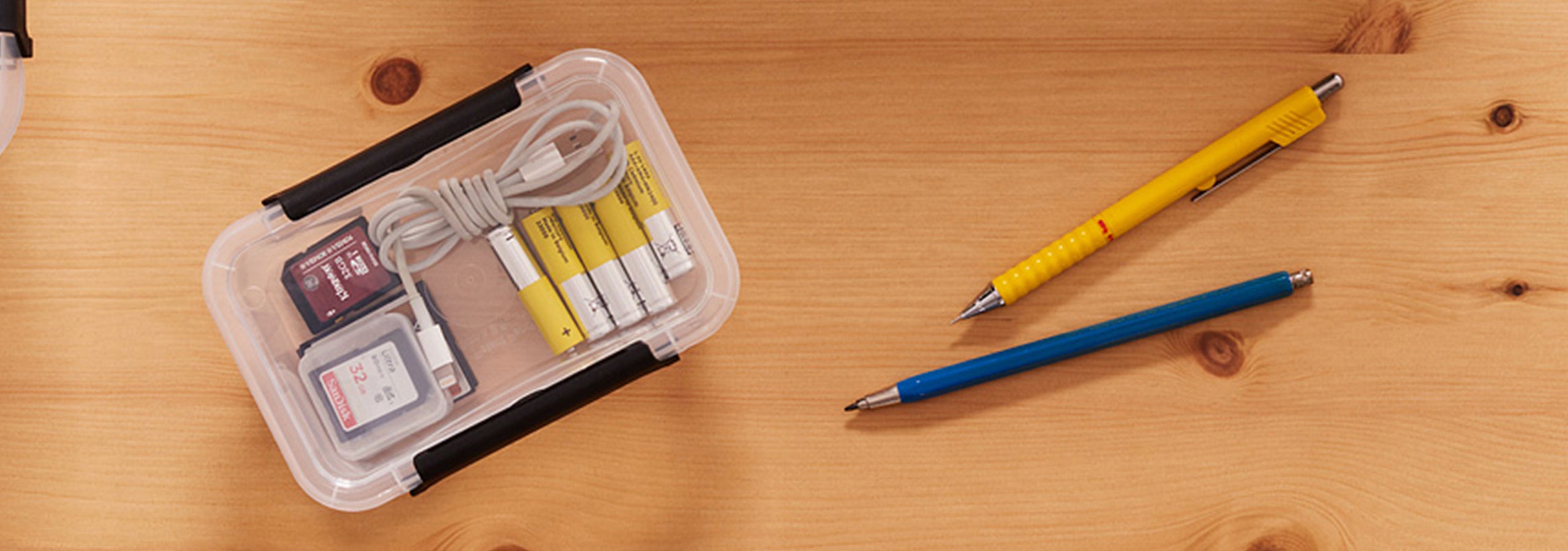 POJEMNIK PLASTIKOWY DO DOMU na DROBIAZGI LEKI 0,5L Marka MOXOM