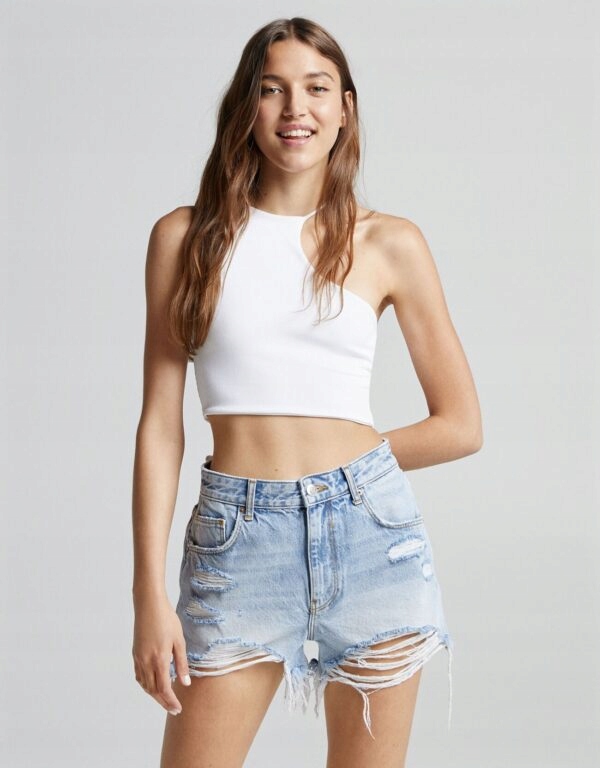 

Bershka_spodenki Jeans Przetarcia 2661969 R.34