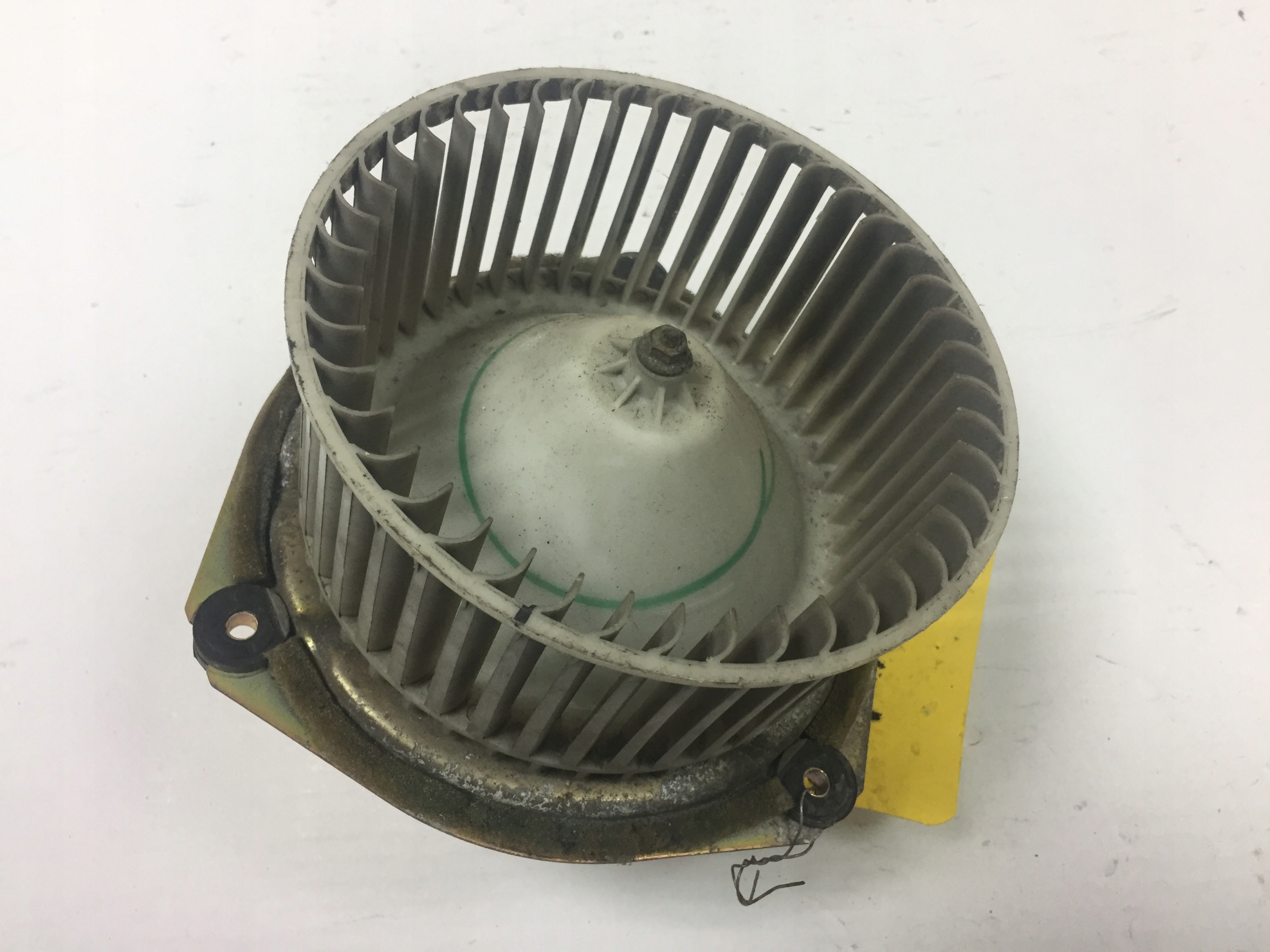 DMUCHAWA NAWIEWU NISSAN URVAN 12VK4509