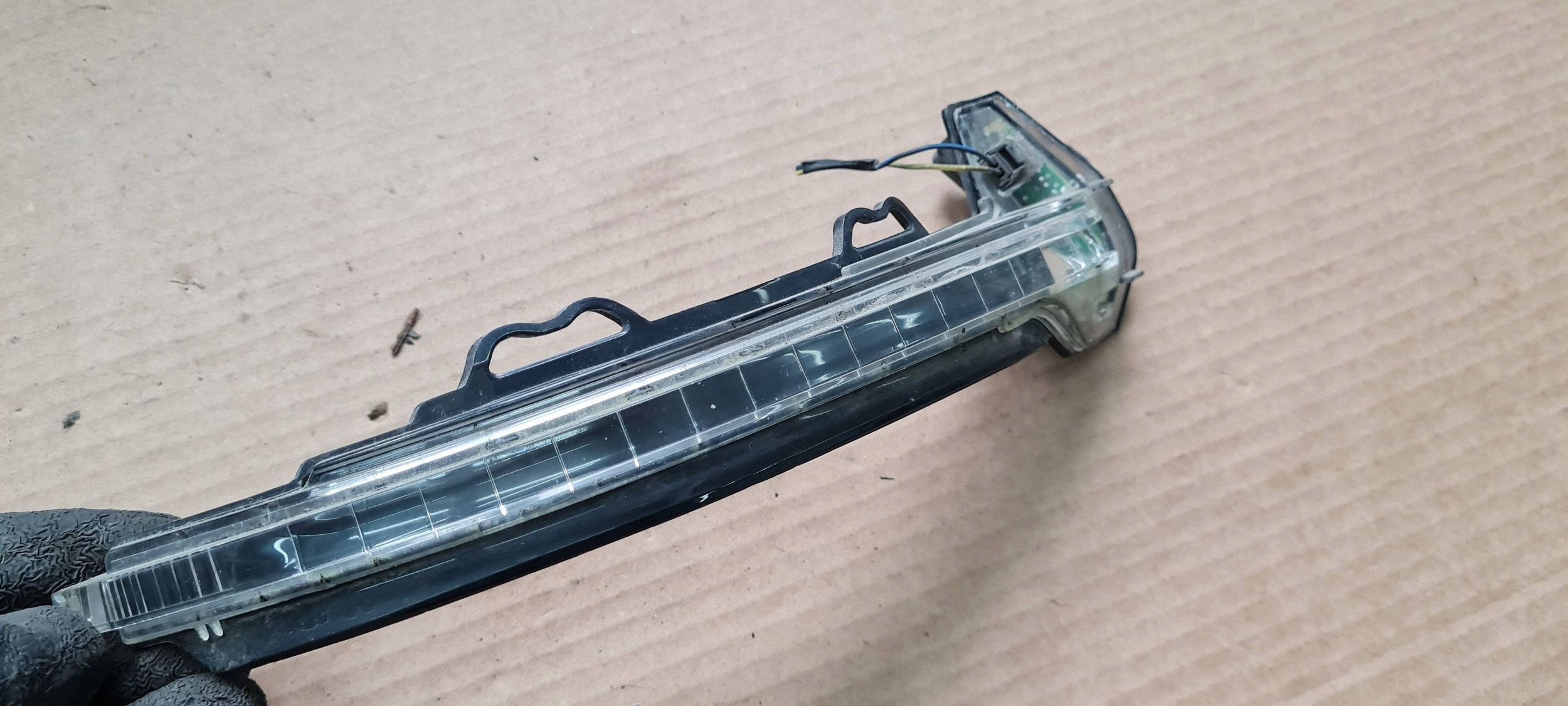 A4 B9 8W blinker indicator mirrors right front 8W0949102