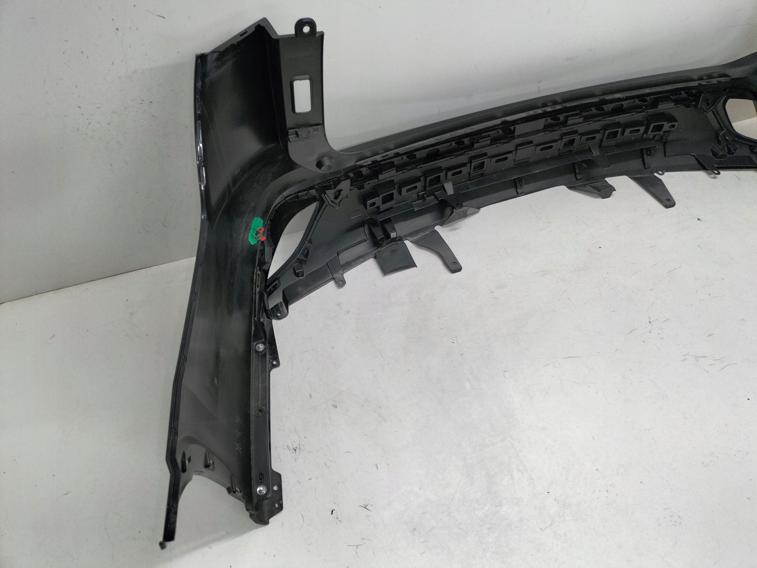 bumper rear rear part TOYOTA HIGHLANDER IV 19