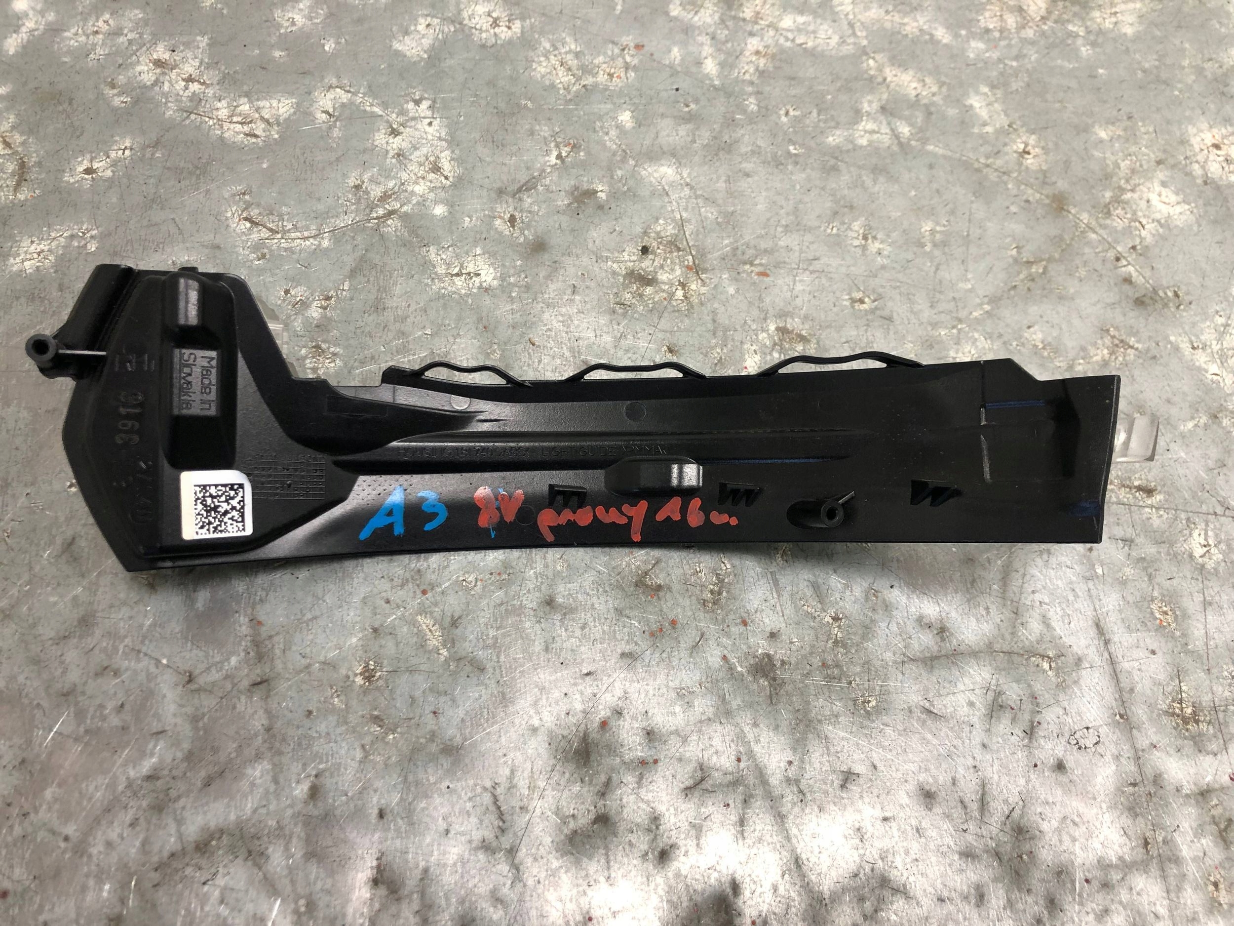 indicator mirrors right AUDI A3 8V 8V0949102