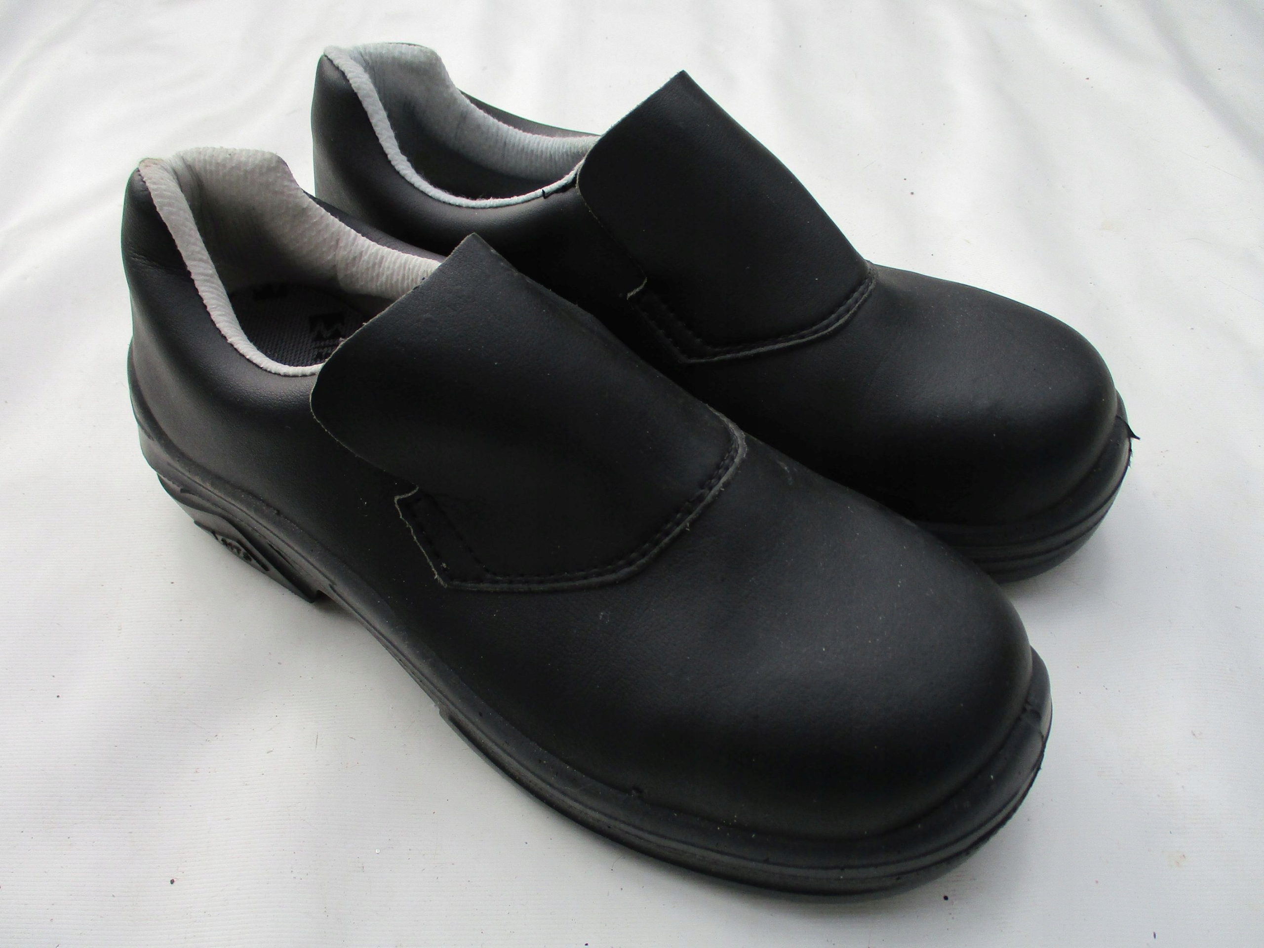 38 MĘSKIE BUTY ROBOCZE OCHRONNE WSUWKI Z BLACHAMI