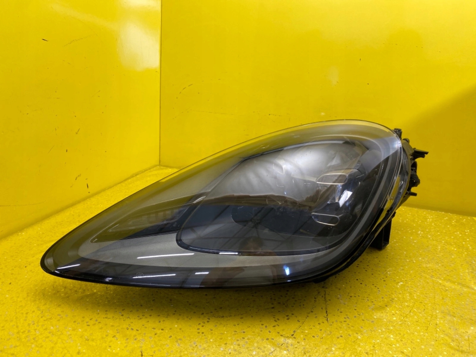 light left PORSCHE CAYENNE 9Y 9Y0 FULL LED MATRIX 9Y0941033 R