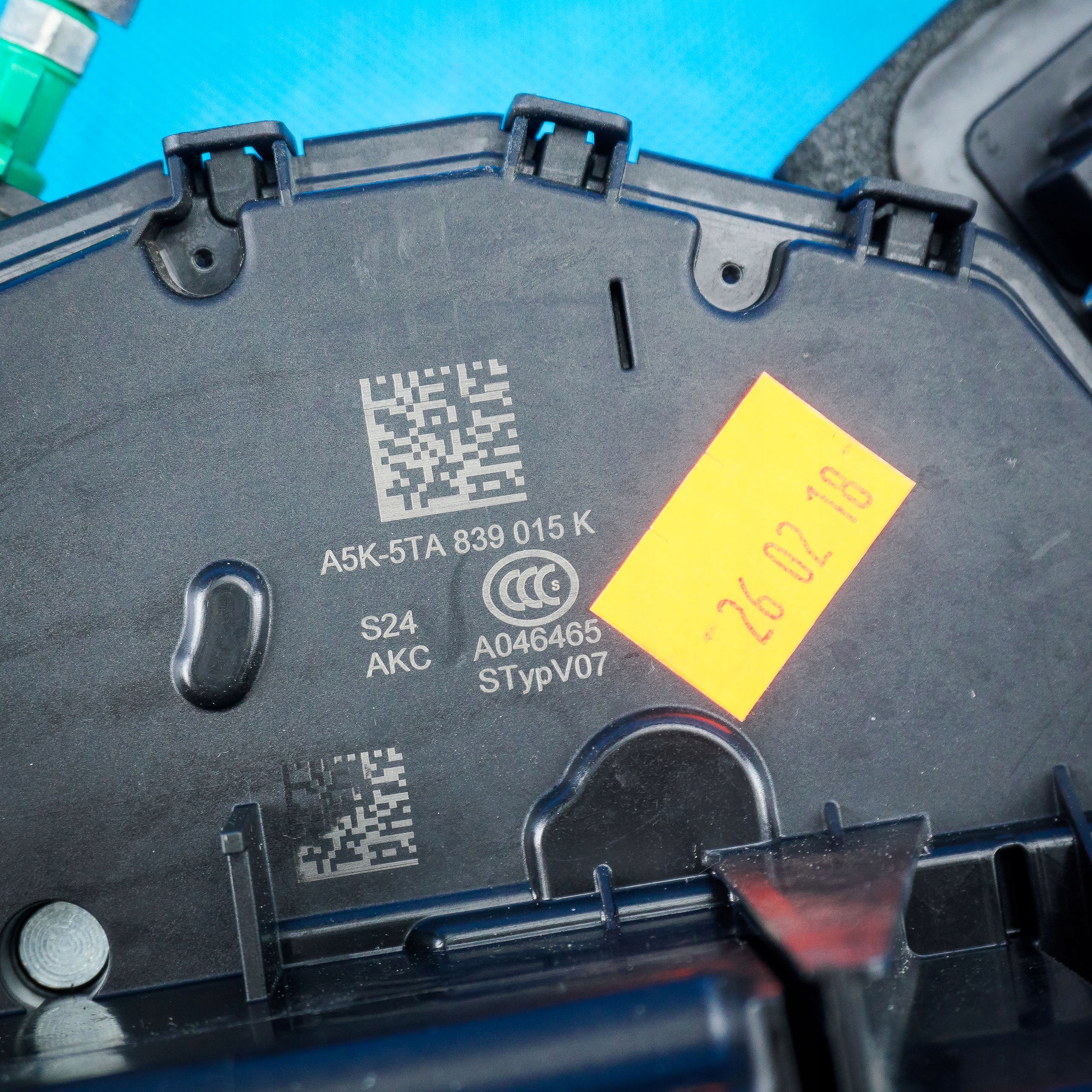 lock door rear rear part left Audi Q3 83A 5TA839015K