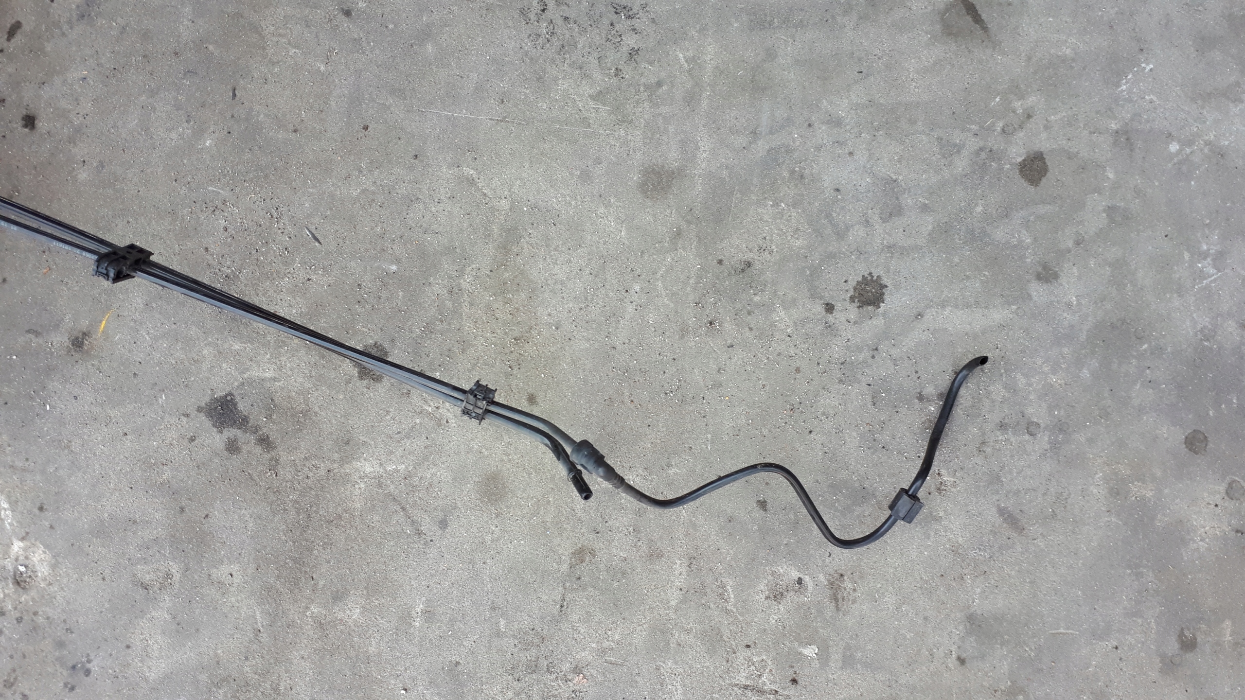 A6 C7 fuel line PALIWOWY des Bodens 3.0 TFSI A7