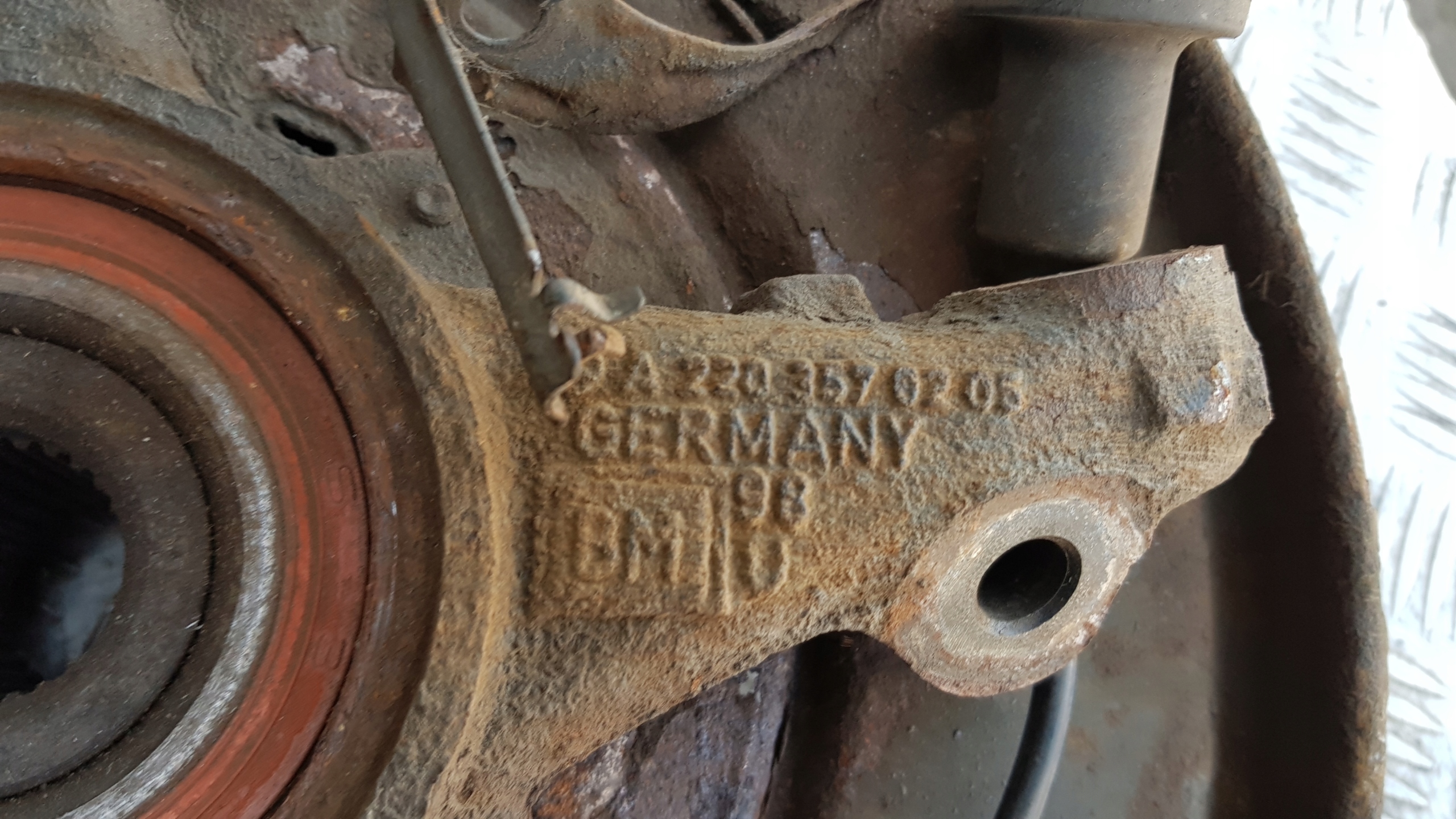 MERCEDES W220 S-KLASA Achsschenkel Radnabe Radlager heck links oder rechts Sensor ABS