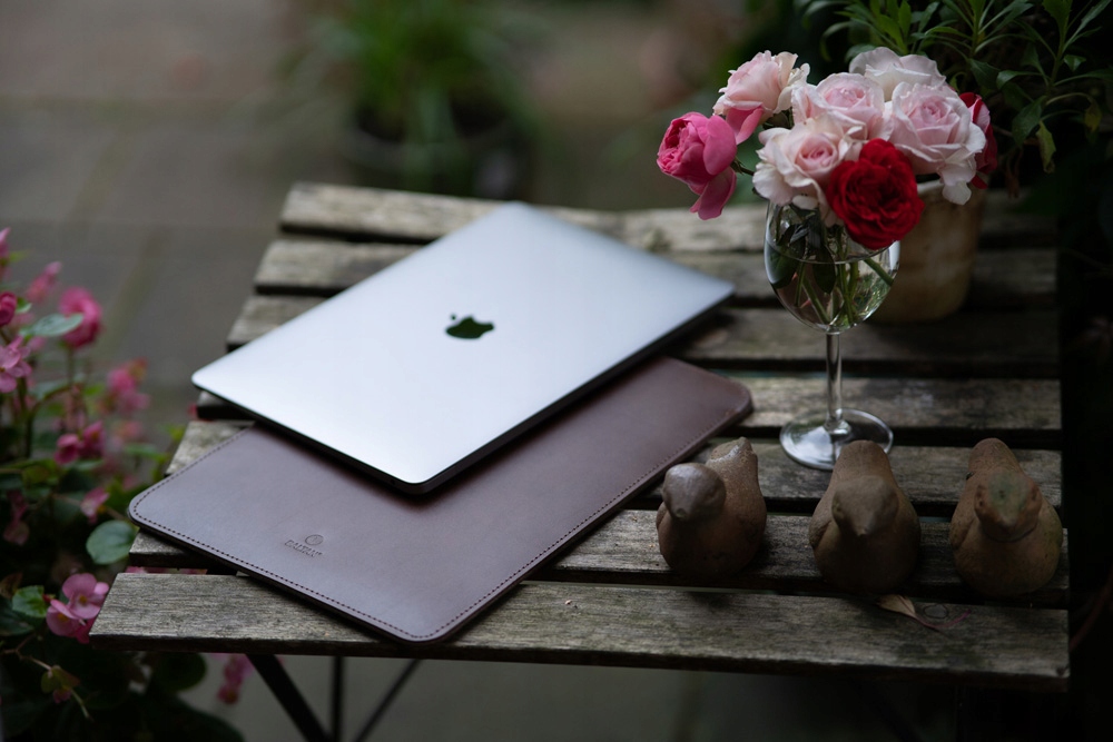 BALTAN Etui skórzane Premium do MacBooka Pro 14" M5 ciemny brąz — 8