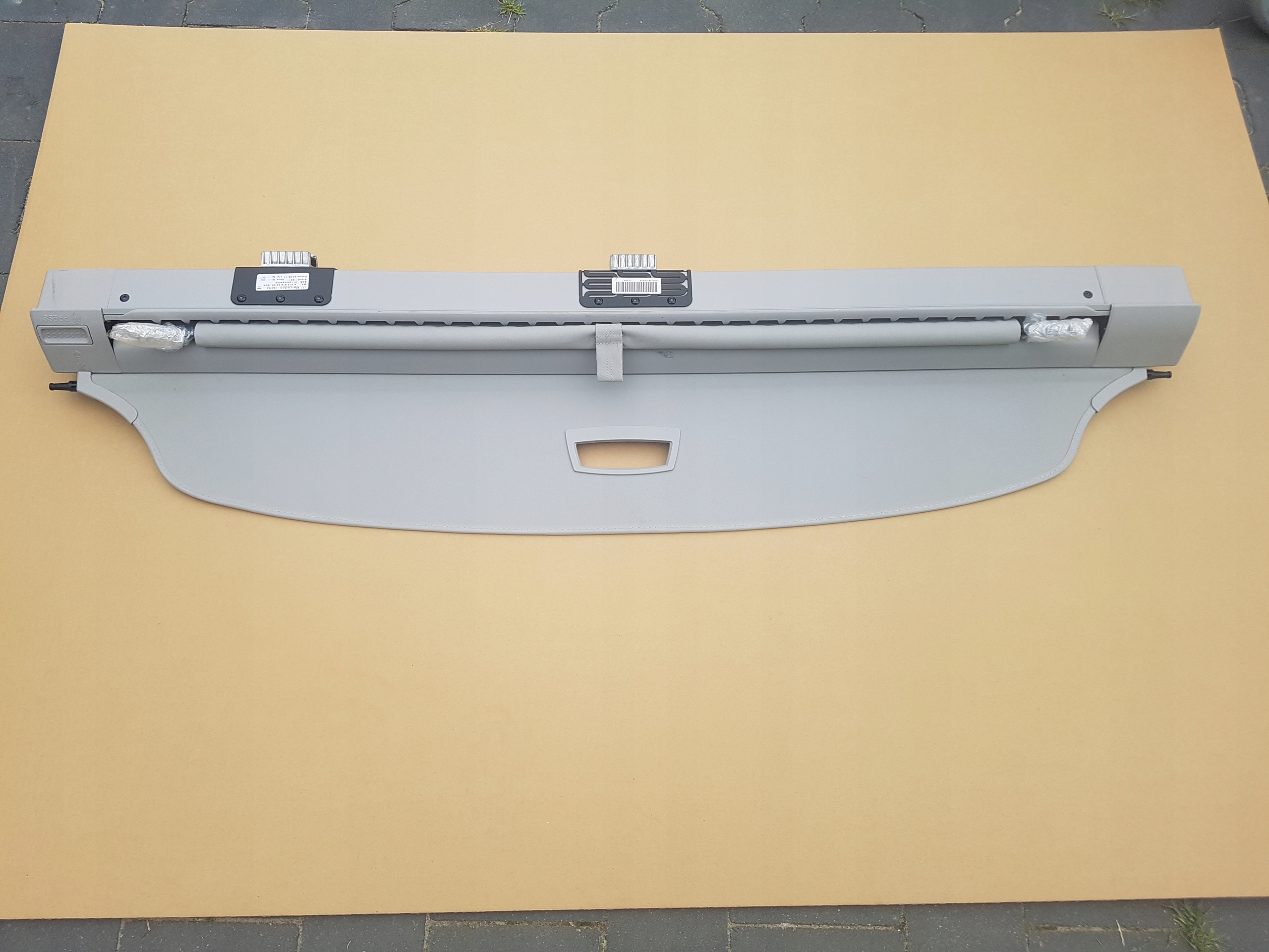 **** РОЛЬСТАВНИ БАГАЖНИКА MERCEDES E CLASS 212 LIFT