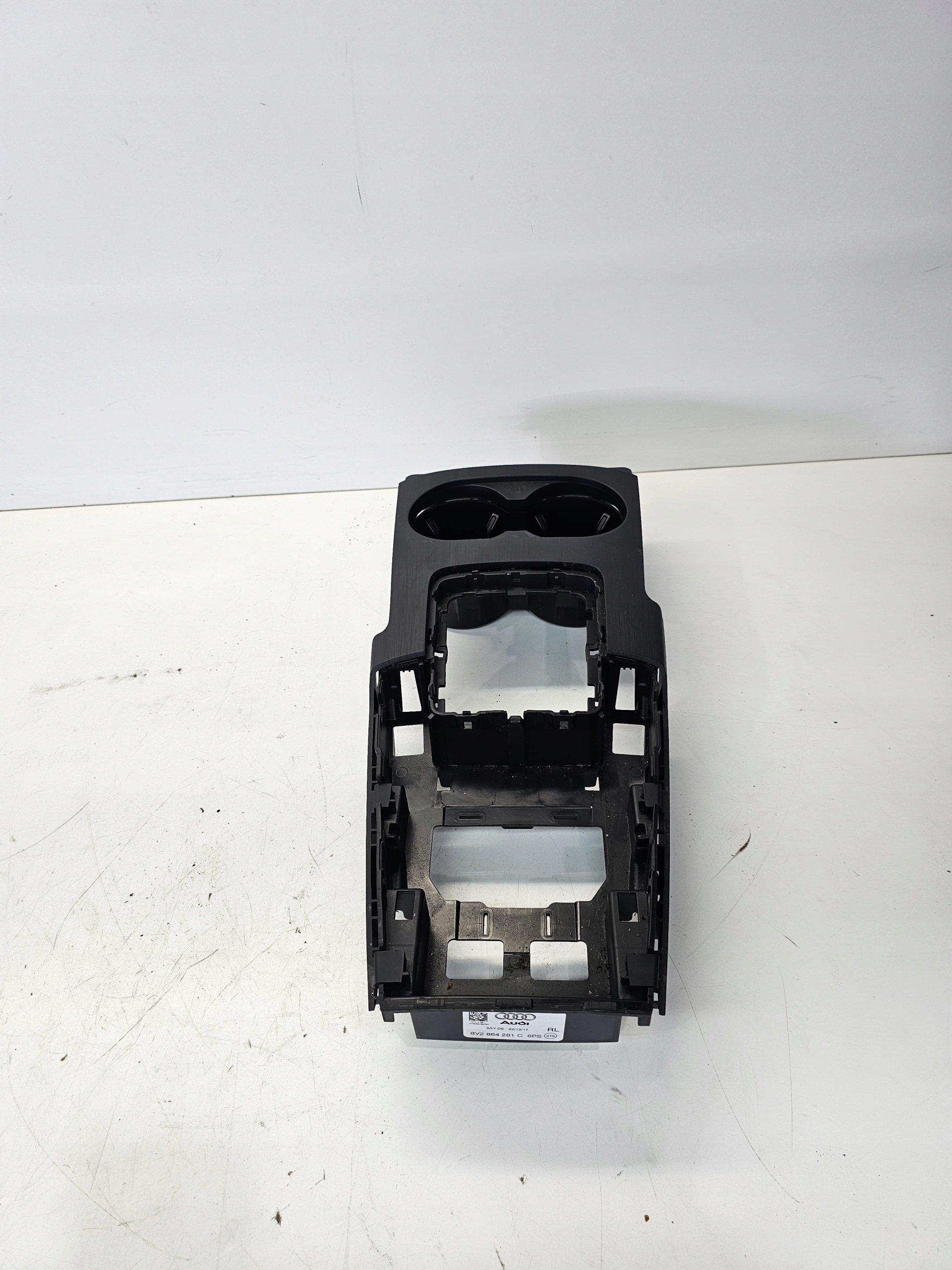 frame TUNELU SRODKOWEGO AUDI A3 8V 8V2864261C UK