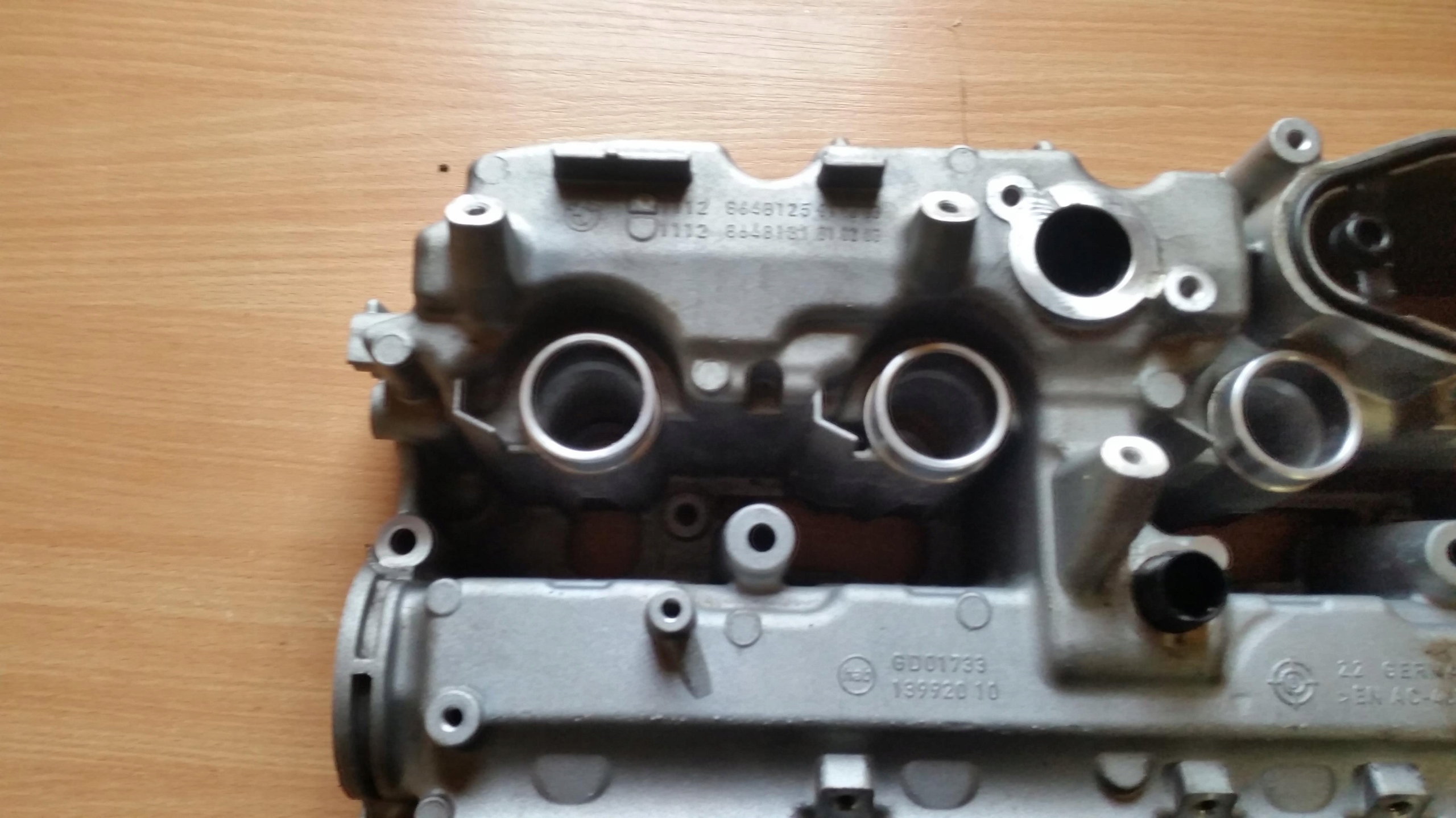 Abdeckung der Ventile BMW SERIA 5 6 7 X5 X6 8648125 N63N