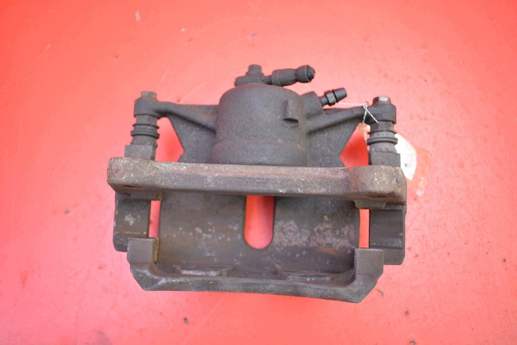 caliper brake right front VW PASSAT B8 2.0 TSI 220 KM 14-23