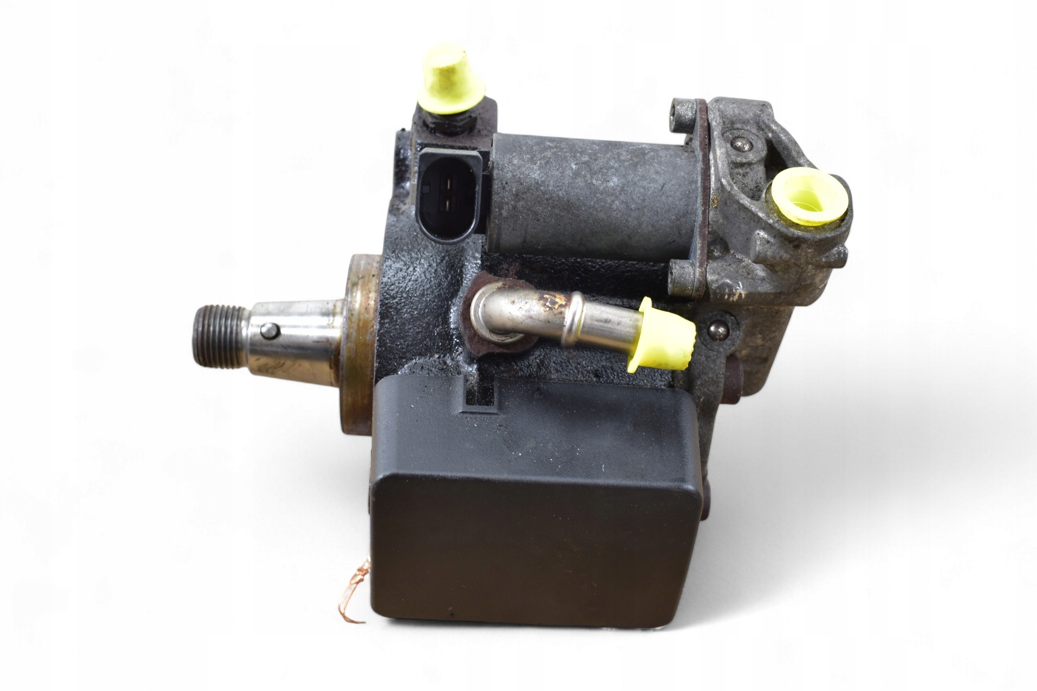 Einspritzpumpe VOLKSWAGEN PASSAT B7 1.6 TDI 03L130755H